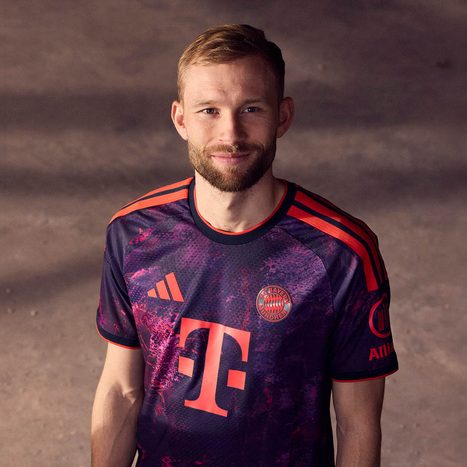 Jetzt erhältlich: FC Bayern München 2026/27 Alternativtrikot
