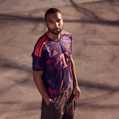 Jetzt erhältlich: FC Bayern München 2026/27 Alternativtrikot