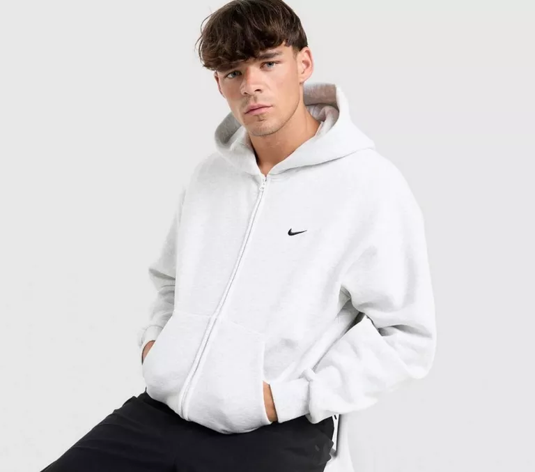 Kapuzenpullover