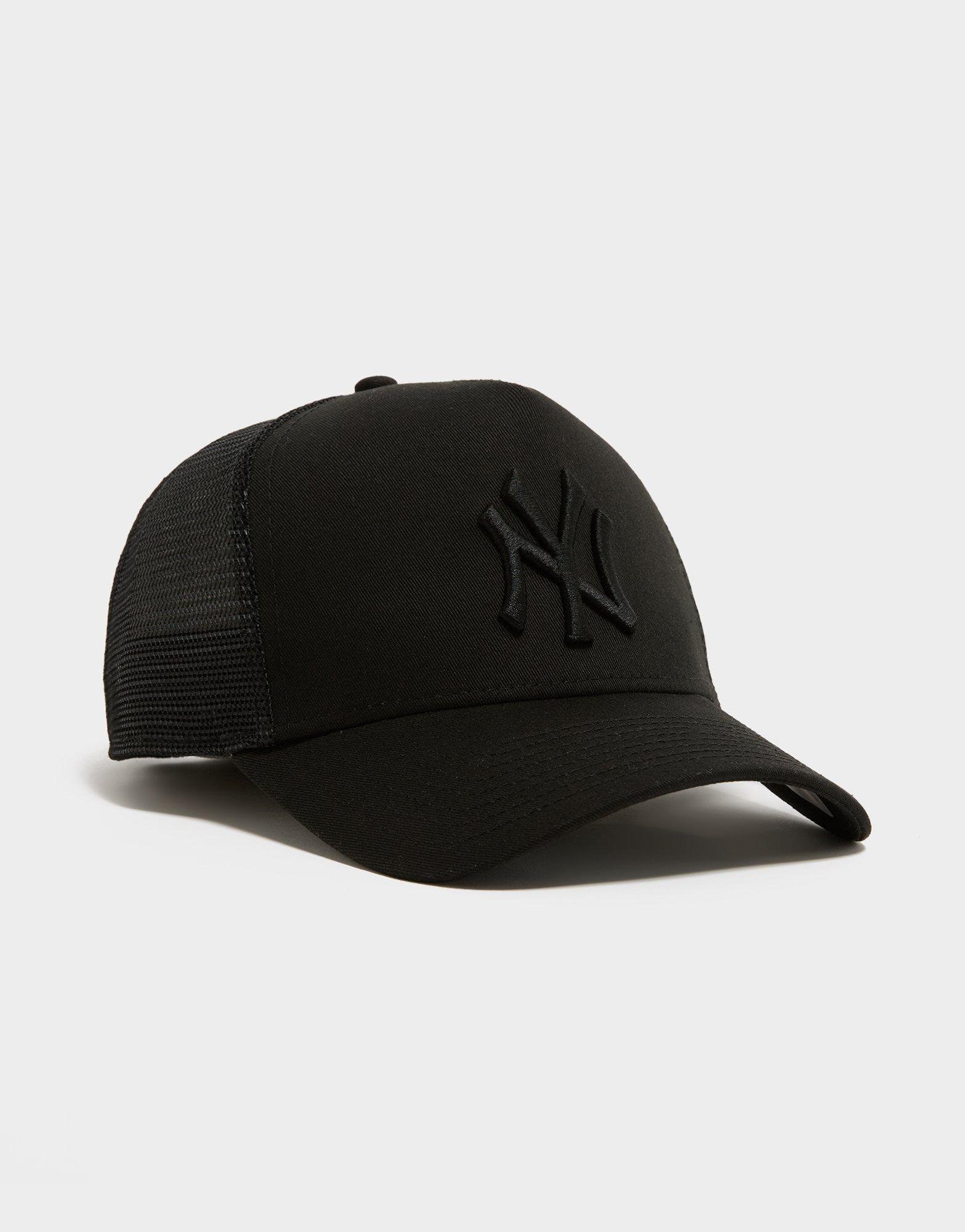 New Era MLB New York Yankees Snapback Trucker Cap