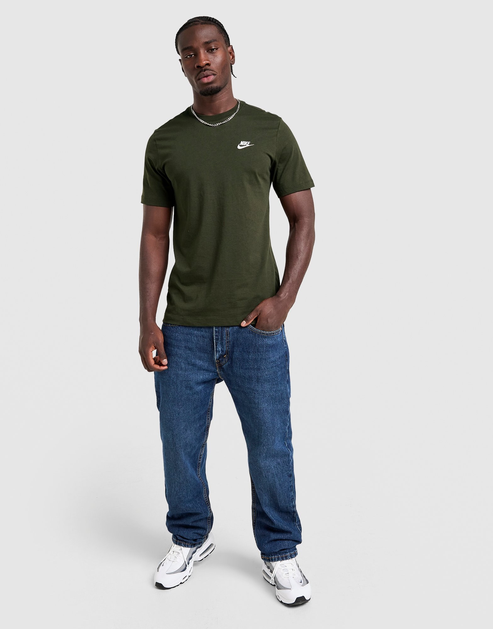Nike Sportswear Club T-Shirt