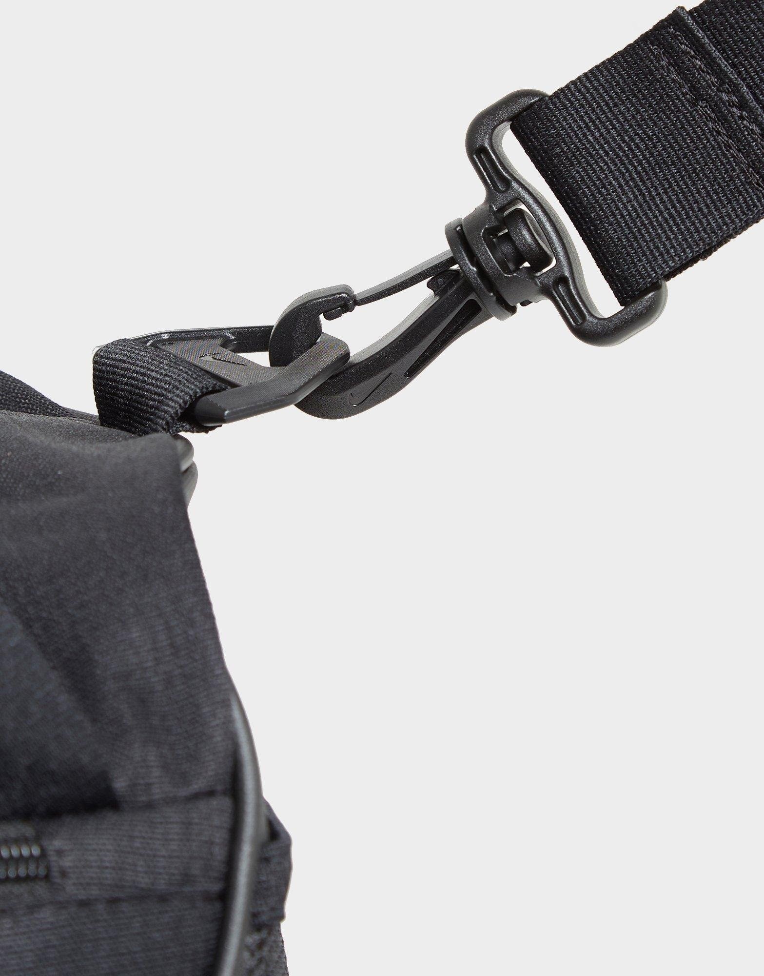 Nike Medium Bra Damensilia Bag