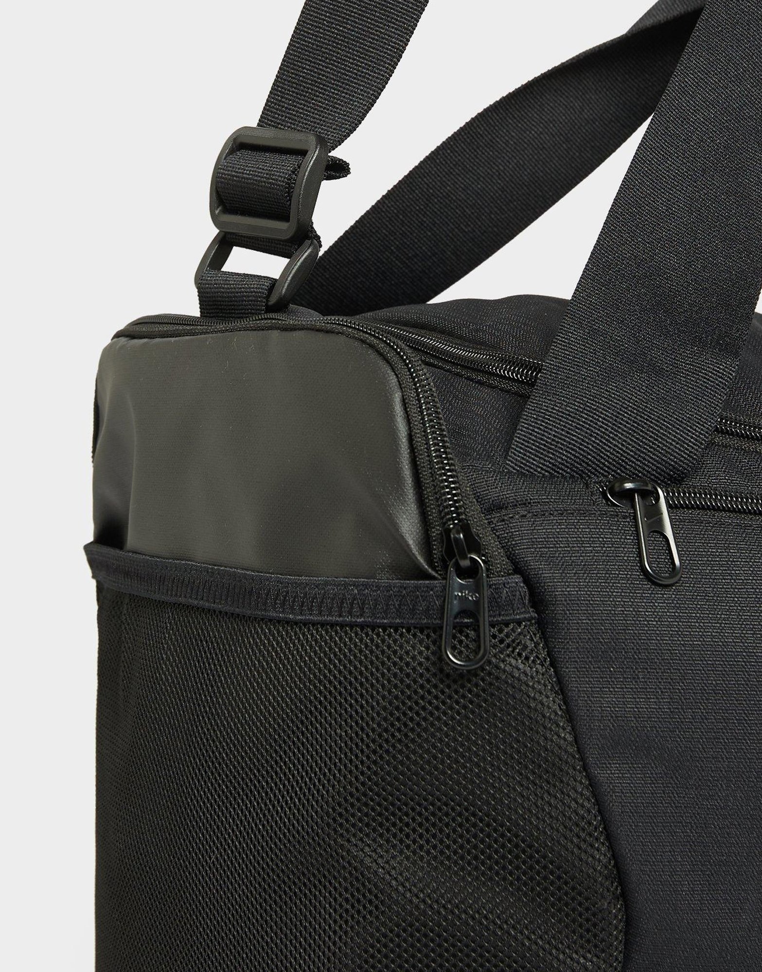 Nike Brasilia Small Duffel Bag