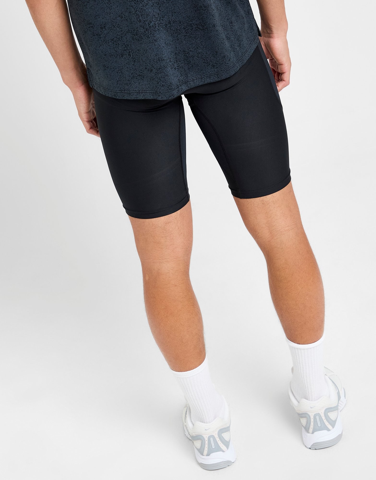 Under Armour HeatGear Pocket Shorts (23 cm)
