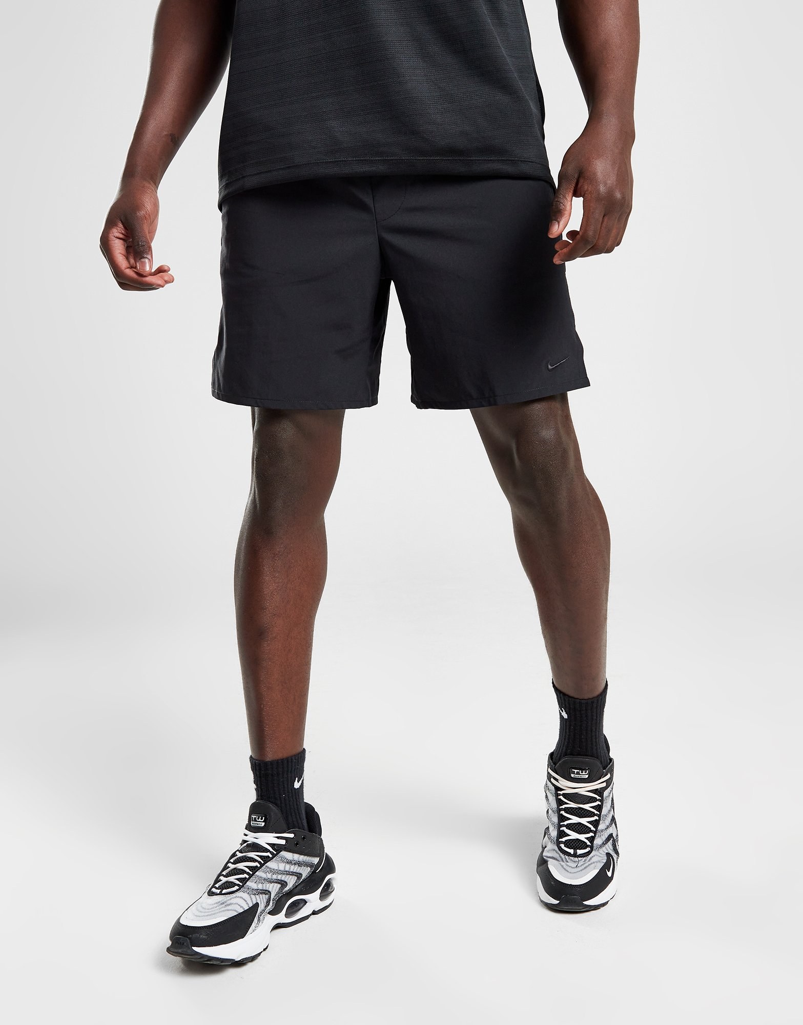 Nike Unlimited 7" Woven Shorts