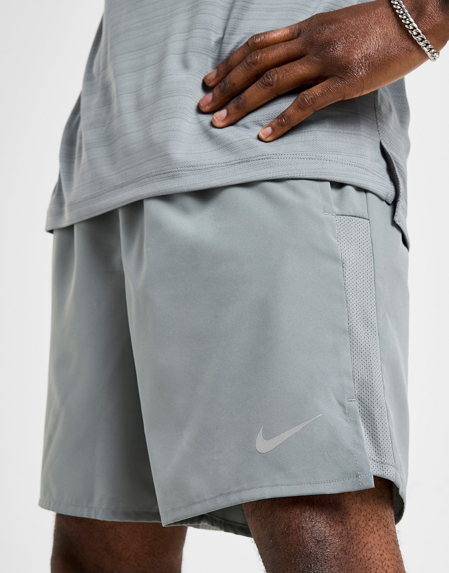 Nike Challenger 7" Shorts