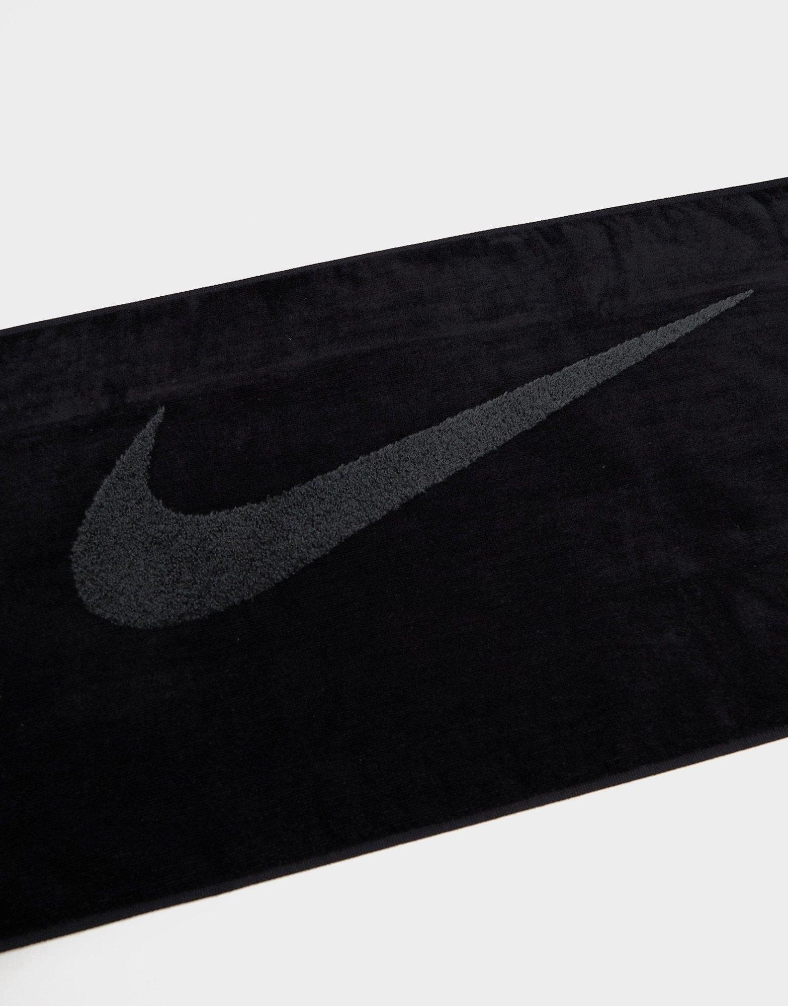 Nike Medium Sporthandtuch