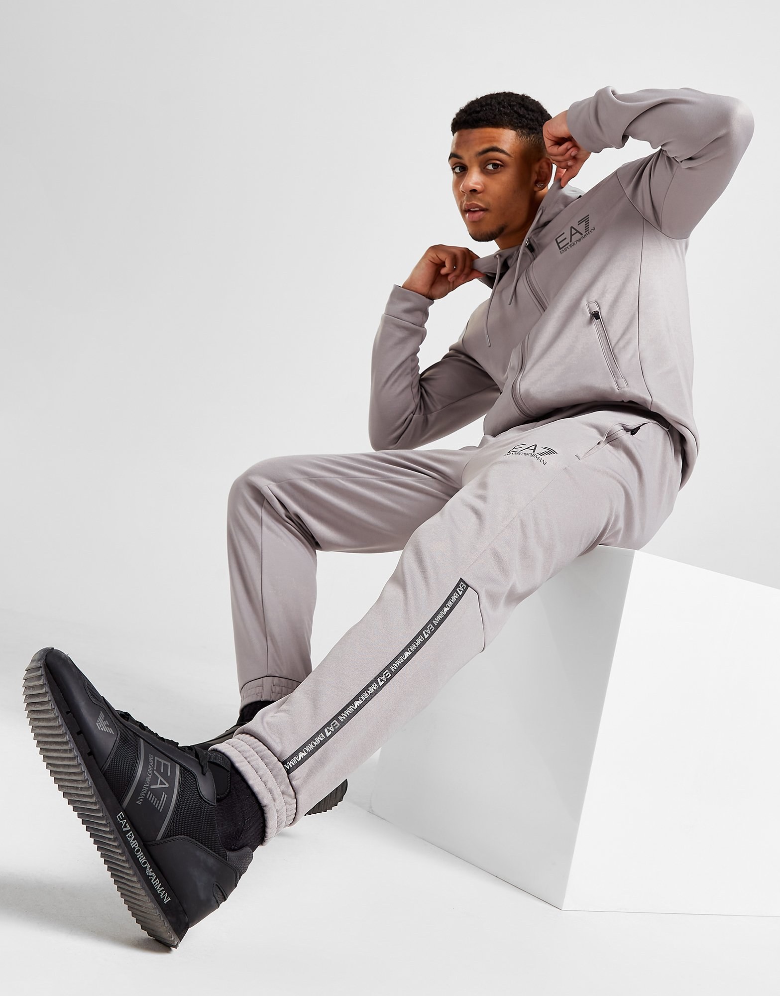 EA7 Emporio Armani Poly Tech Trainingshose