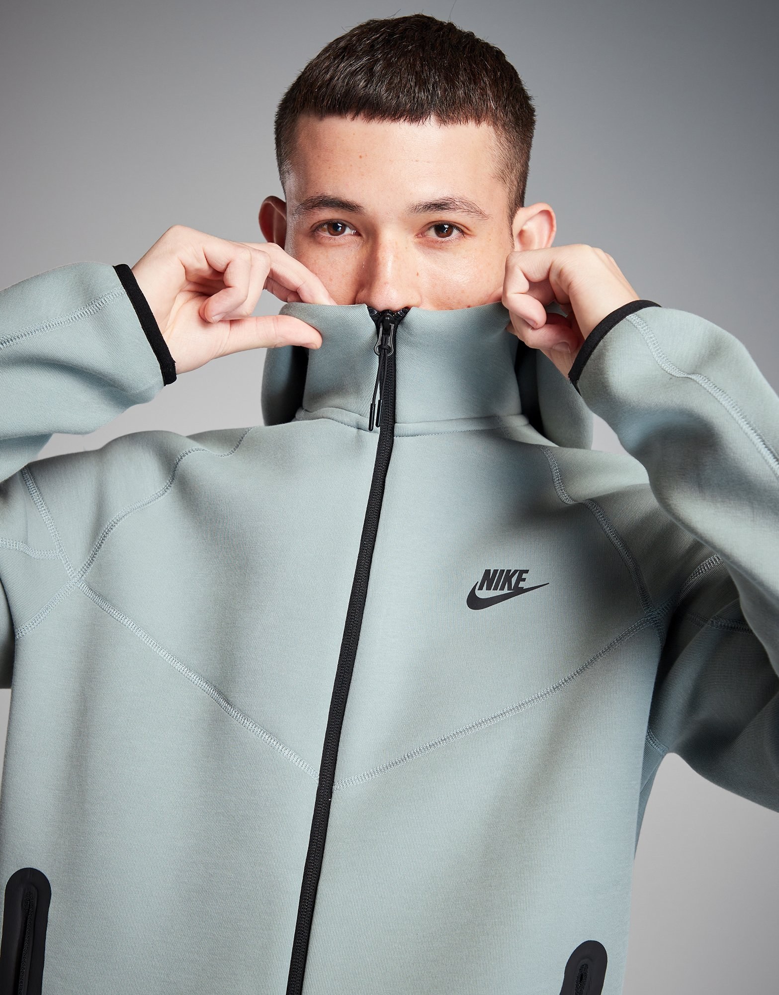 Nike Tech Fleece Full Zip Hoodie