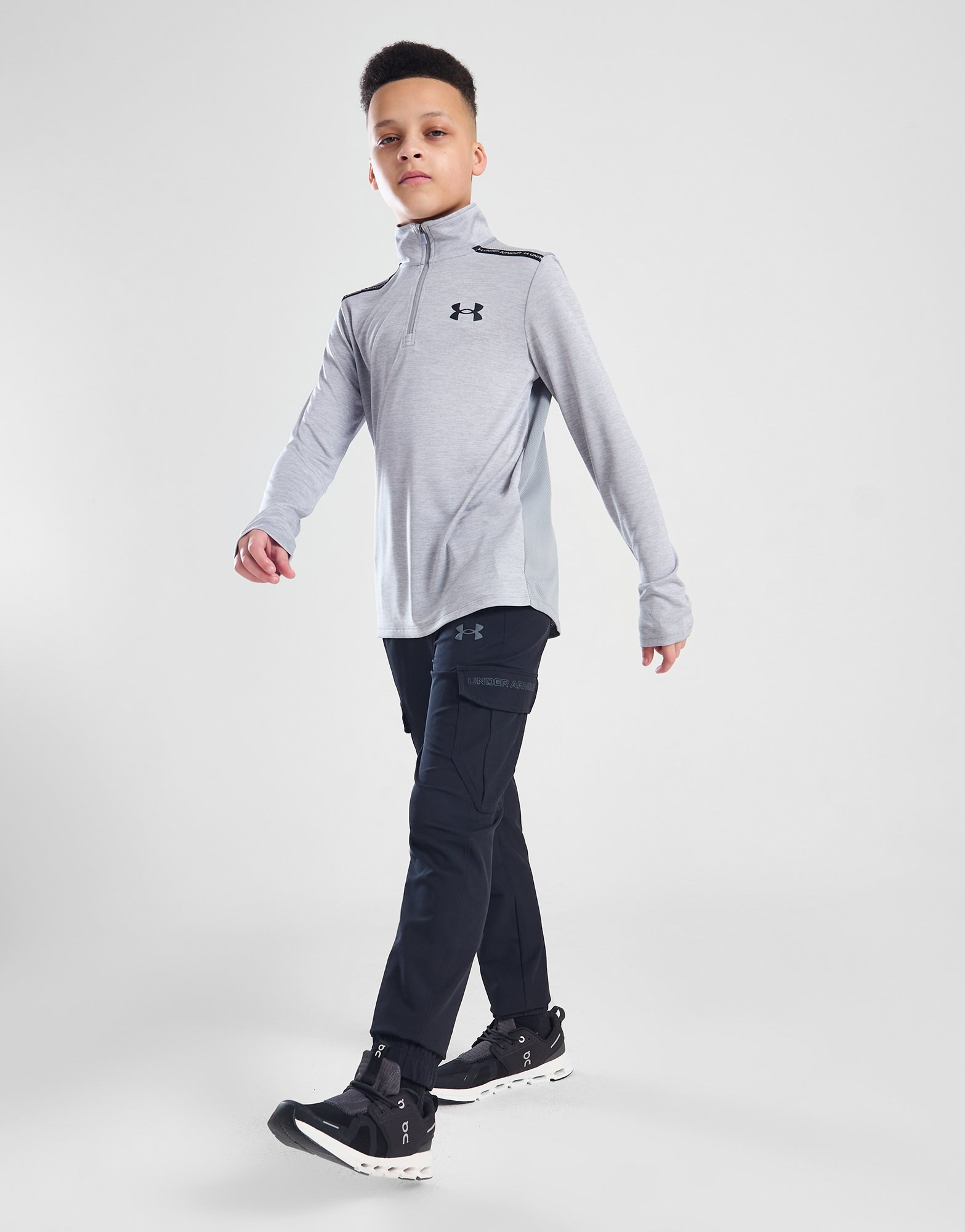 Under Armour Woven Cargohose Kinder