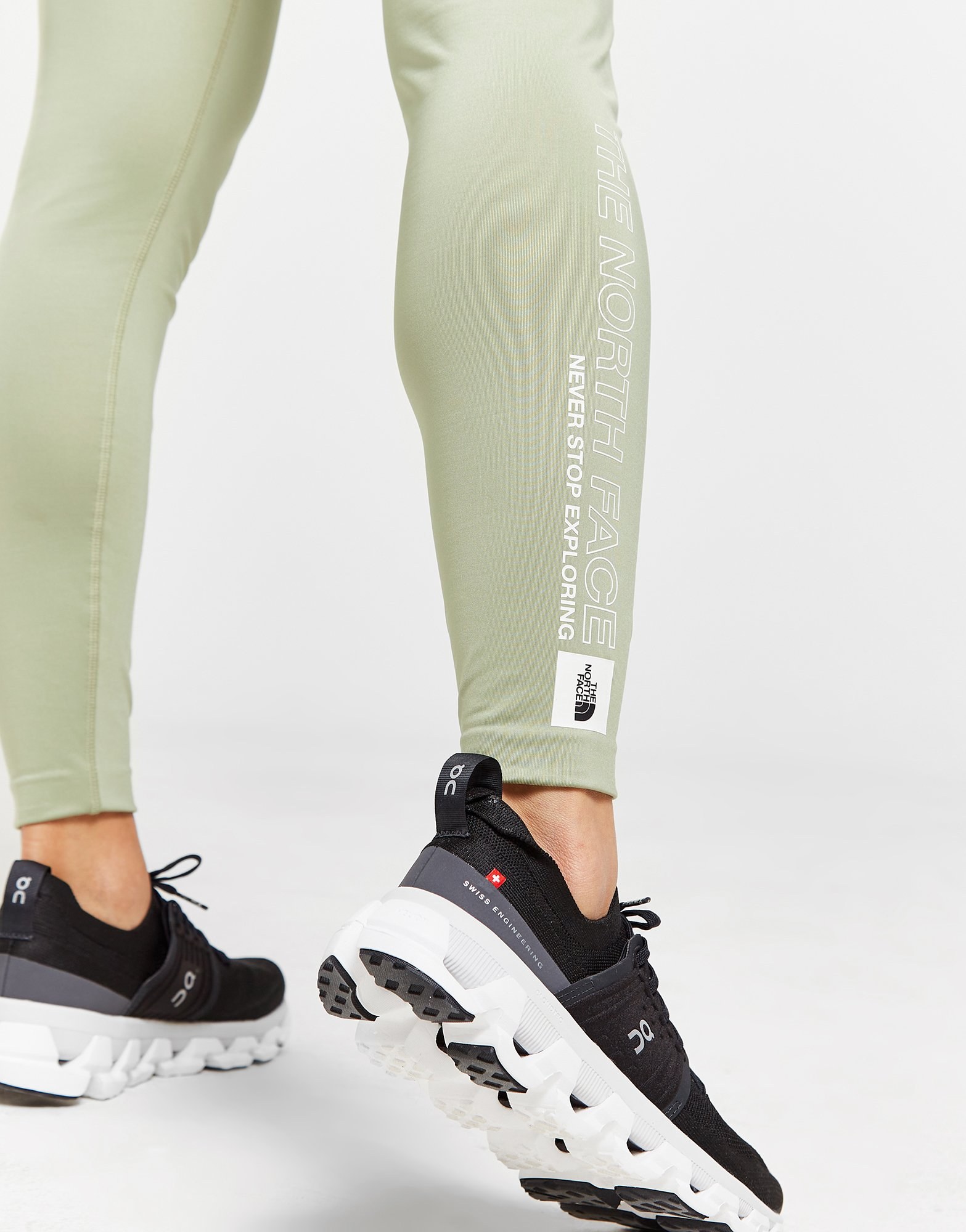 The North Face Outline Leggings