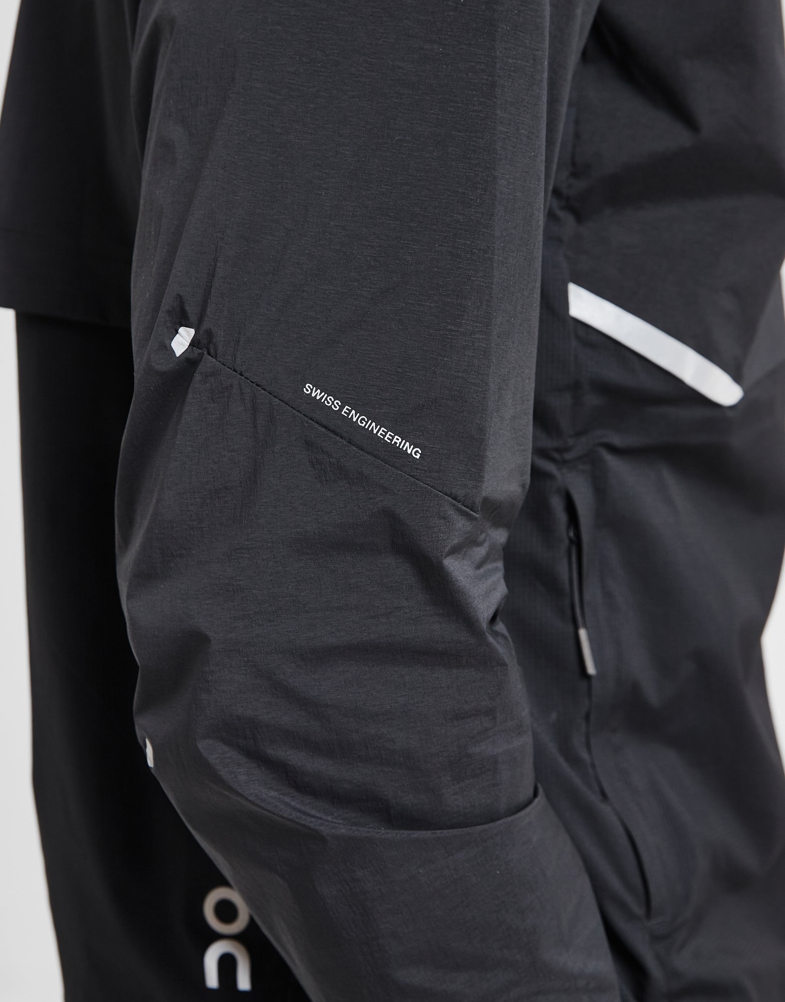 On Running Core Hooded Jacke