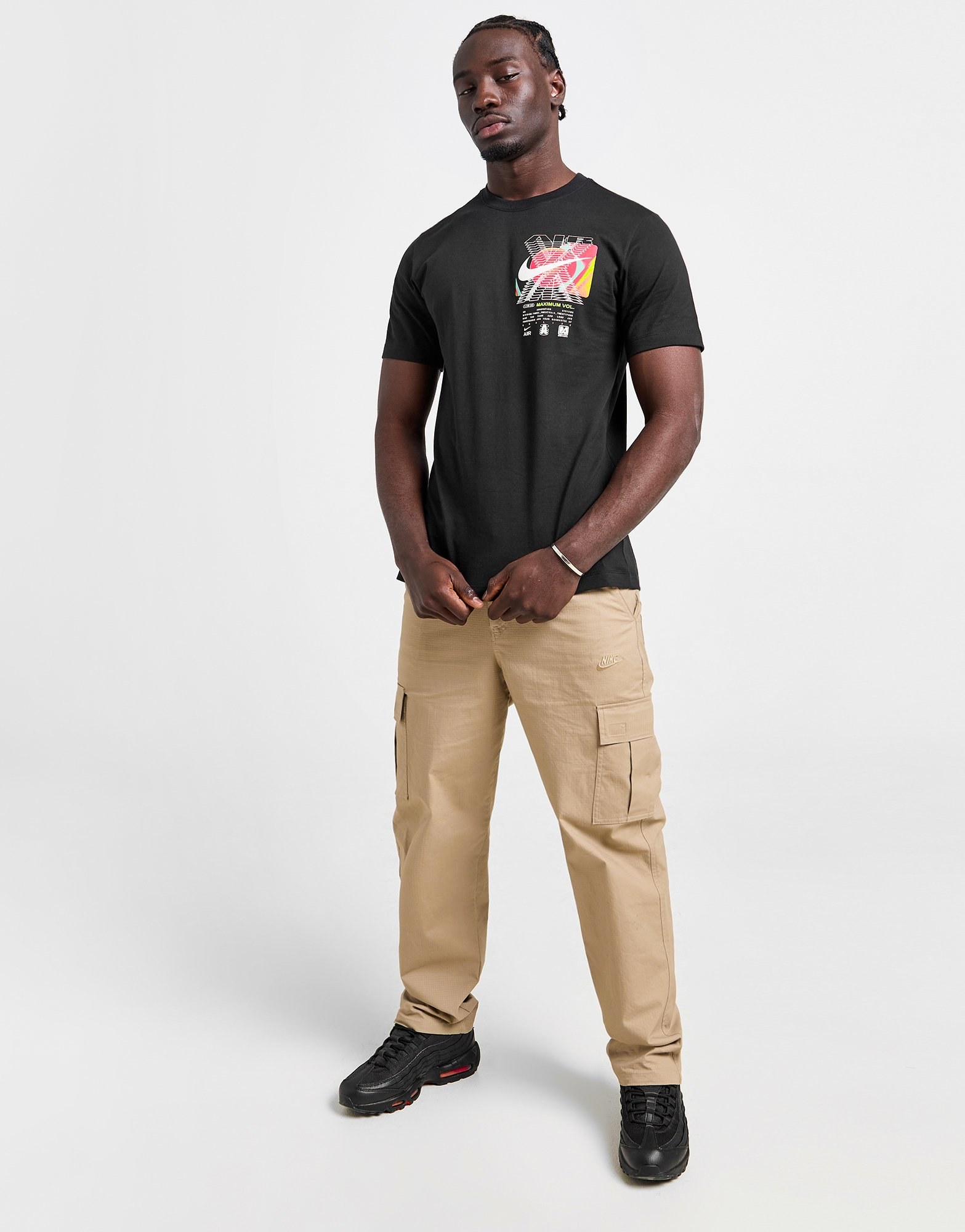 Nike Globe Graphic T-Shirt
