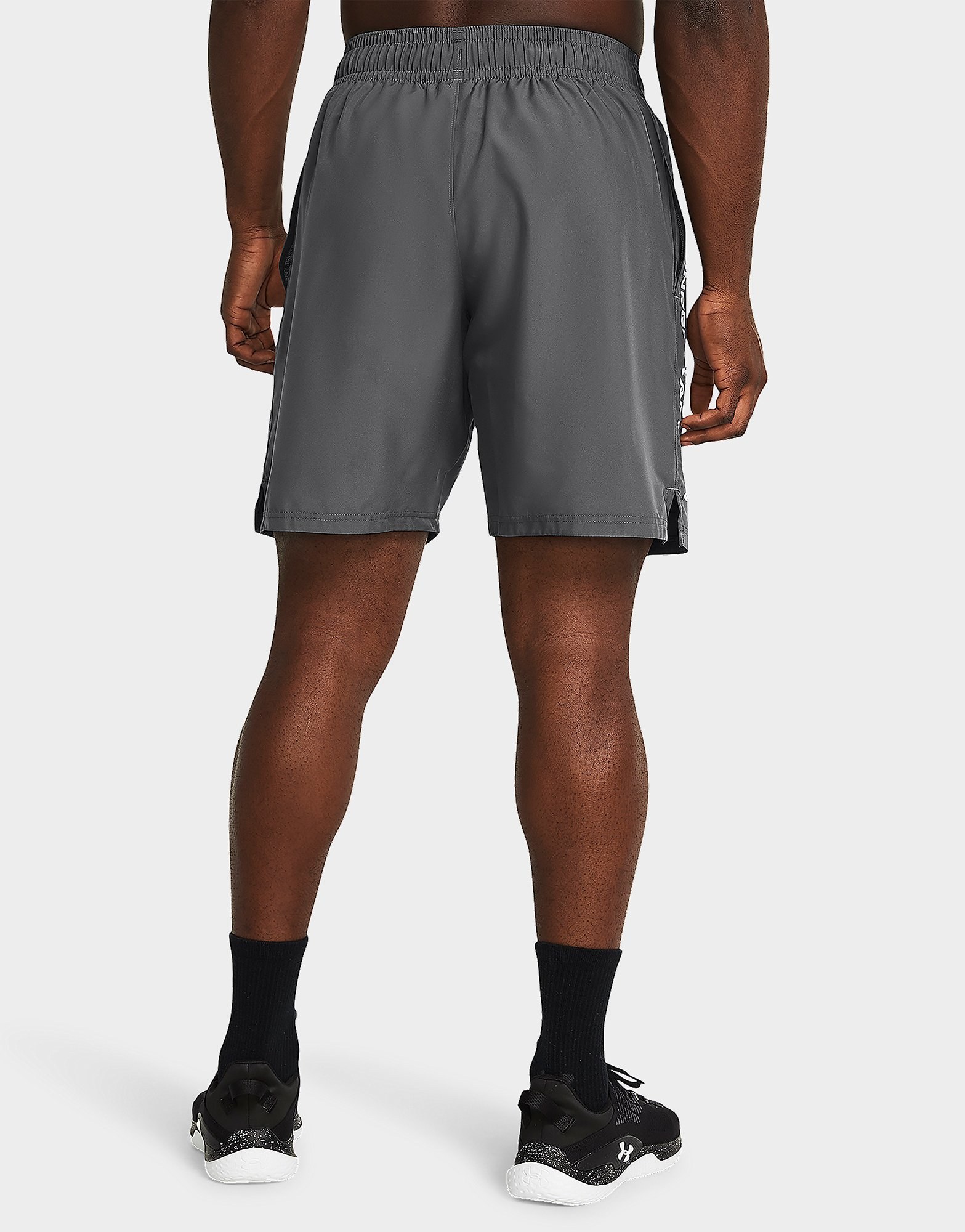 Under Armour Tech Woven Wordmark Shorts (21 cm)