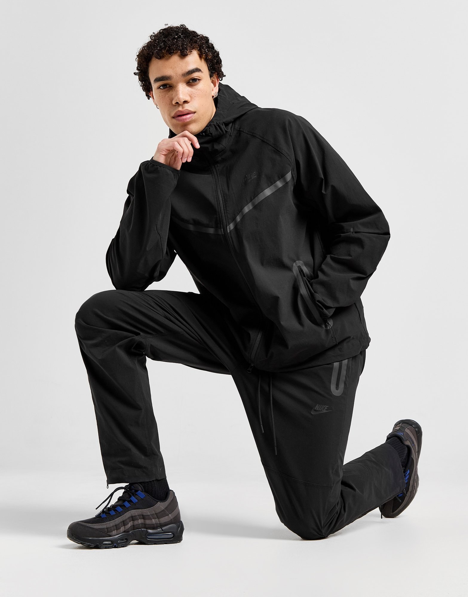 Nike Tech Woven Hose