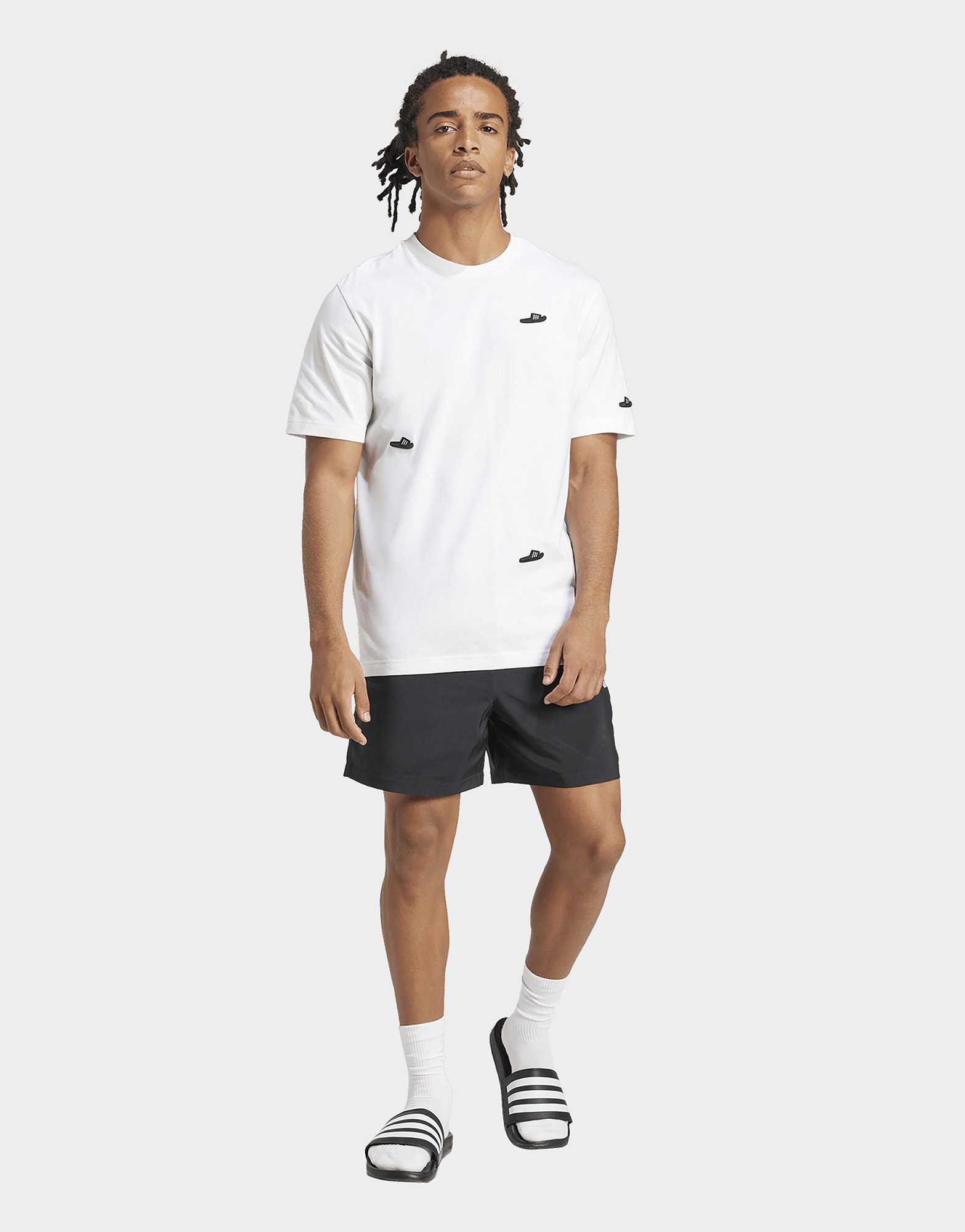 adidas Essentials Small Logo Chelsea Shorts