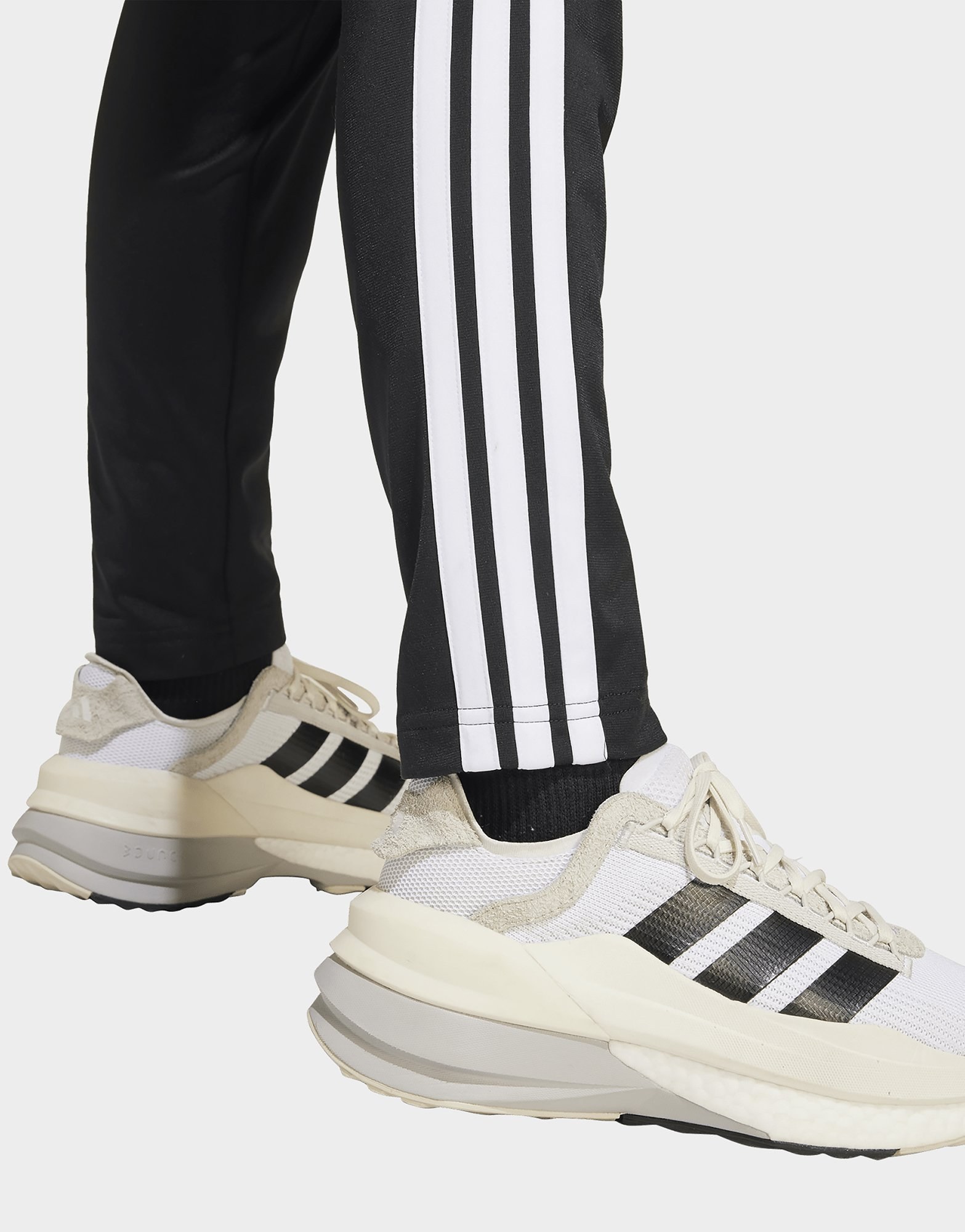 adidas Seasonal Essentials Tiberio 3-streifen Tricot Kids Trainingsanzug