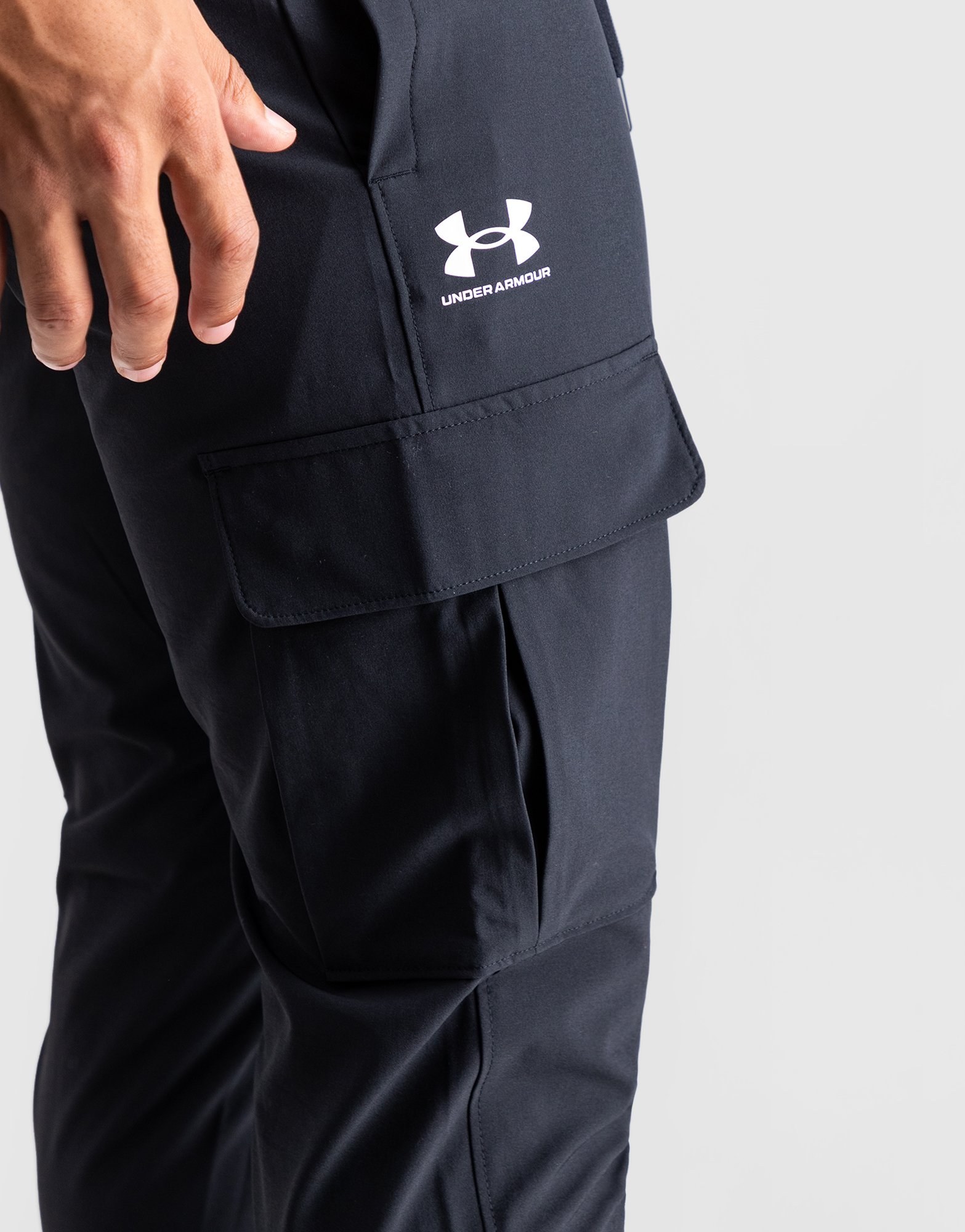 Under Armour Vibe Woven Cargohose