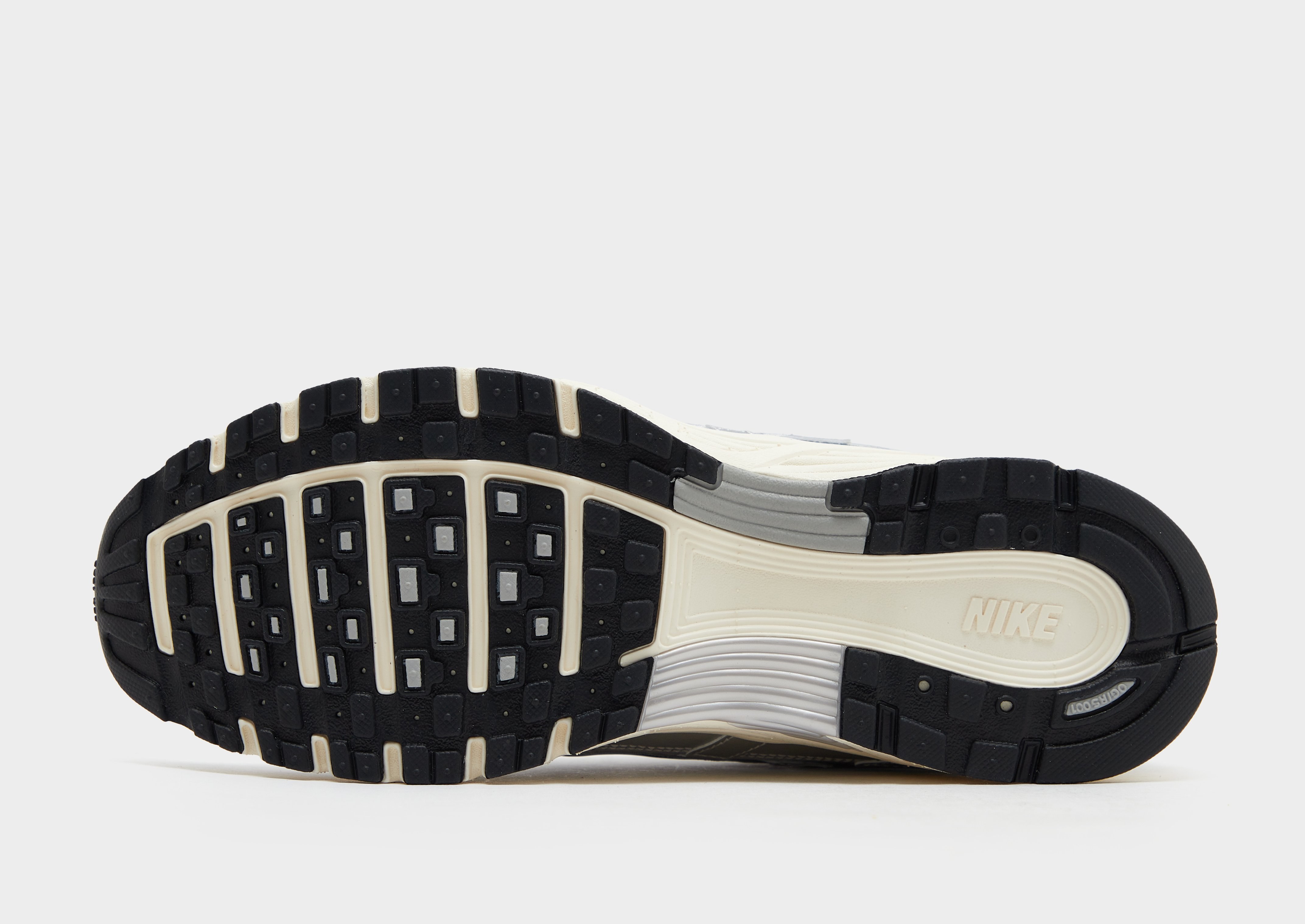 Nike P-6000