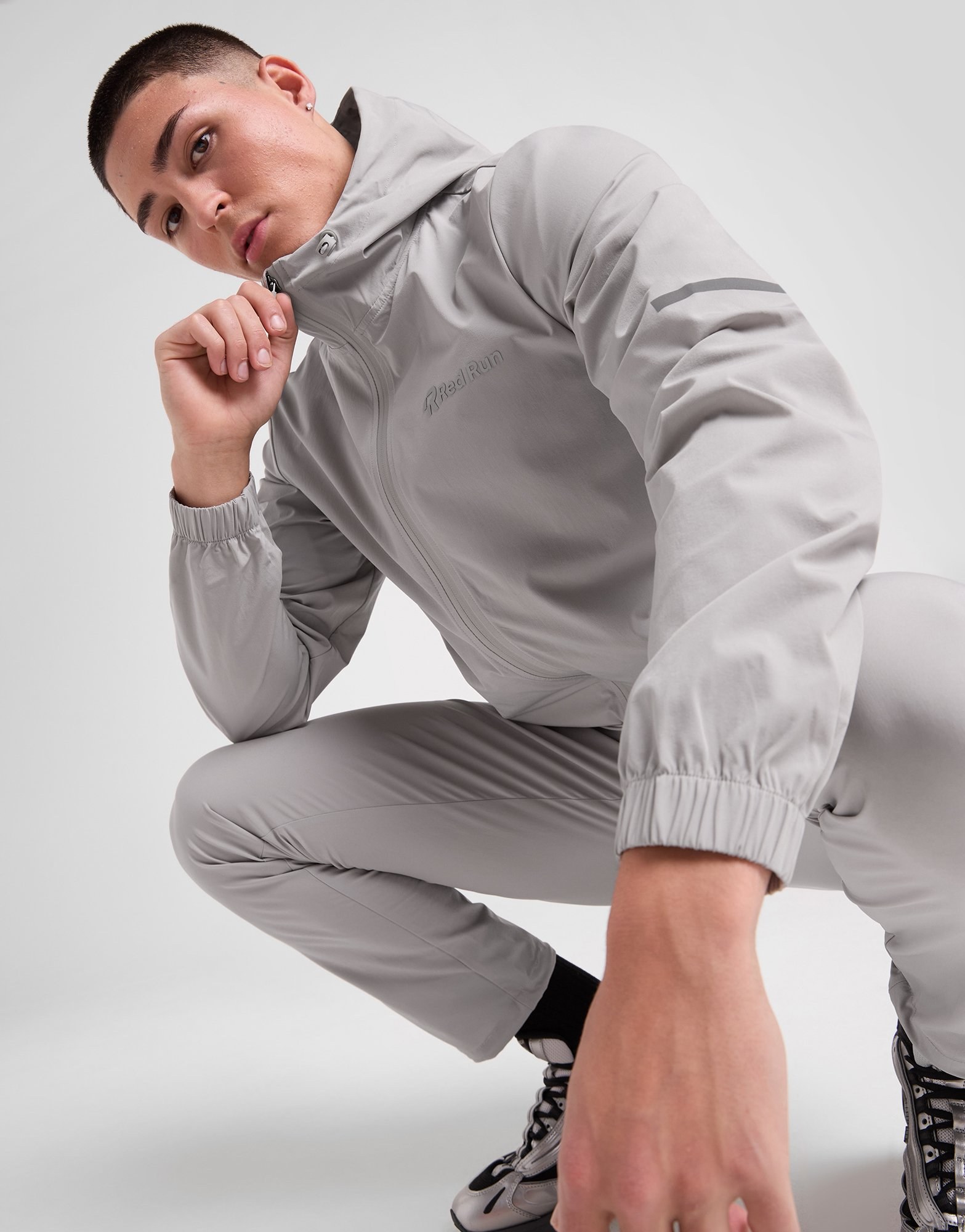 Red Run Activewear Lightweight Jacke