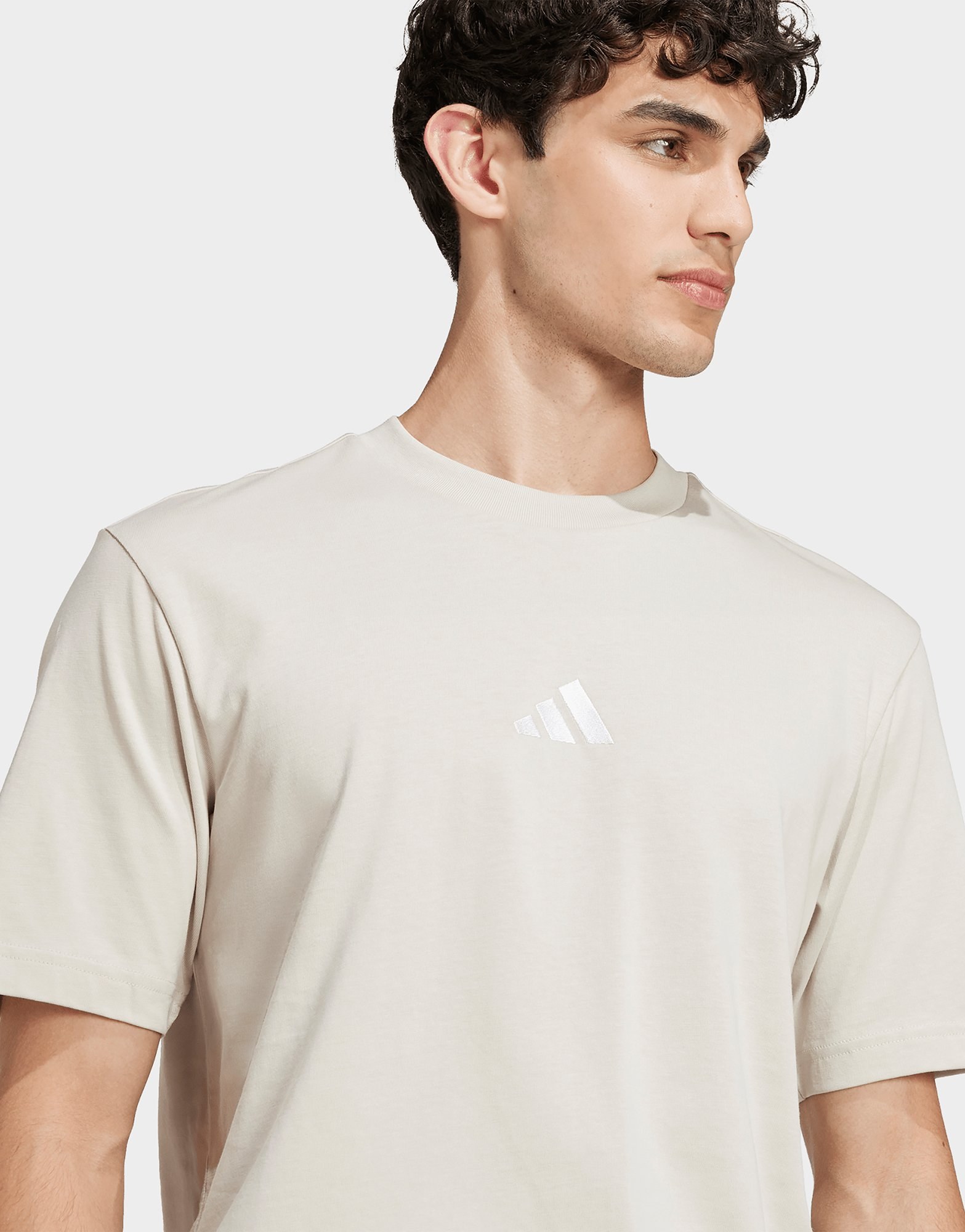 adidas Essentials Small Logo Single Jersey T-shirt