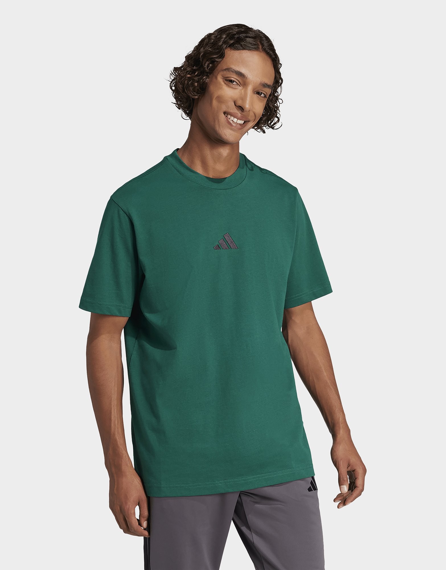 adidas Essentials Small Logo Single Jersey T-shirt