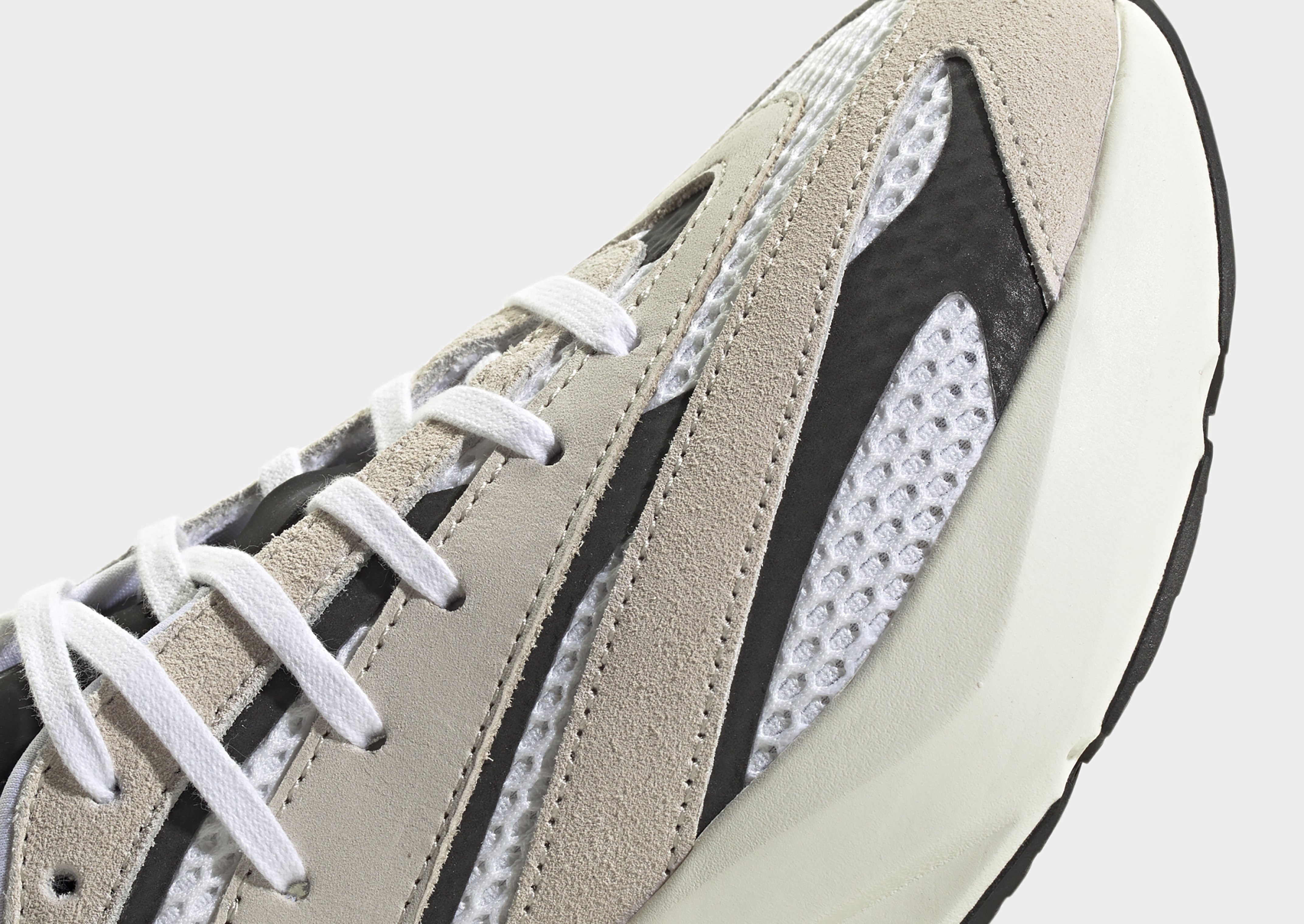 adidas Lightblaze Schuh