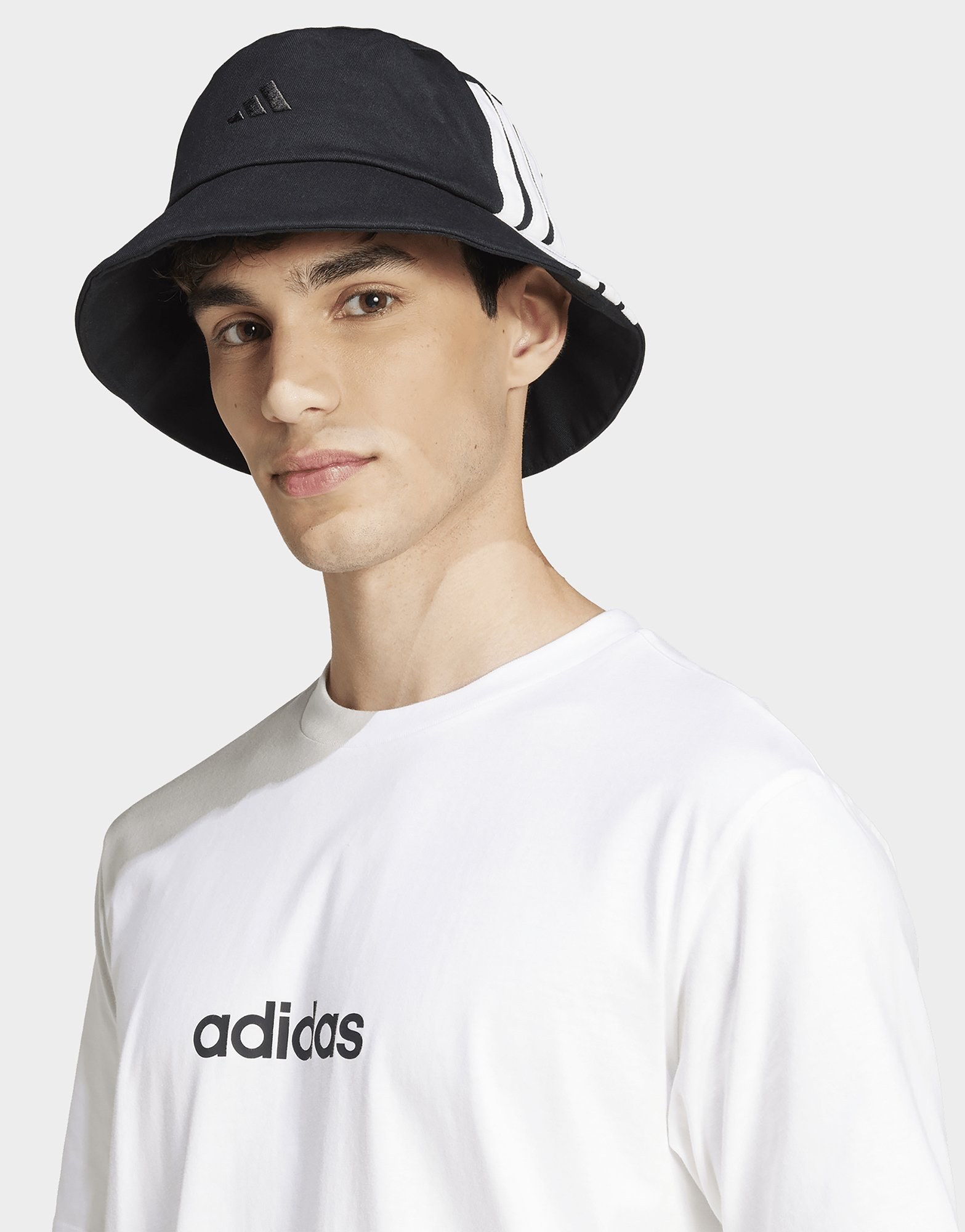 adidas Essentials Linear Single Jersey T-shirt