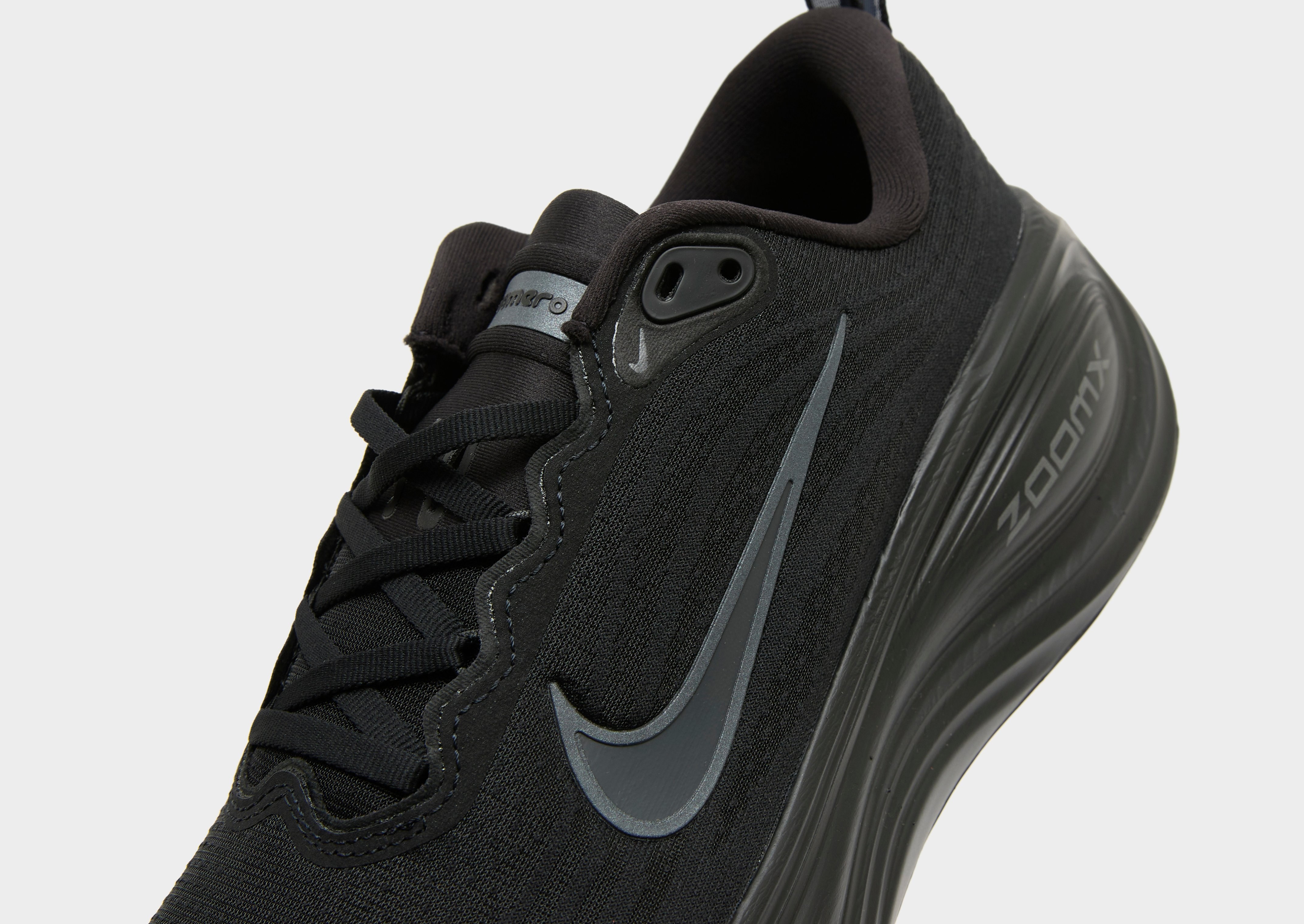 Nike Vomero Plus