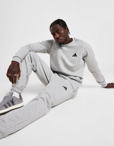 adidas Essential Crew Sweatshirt