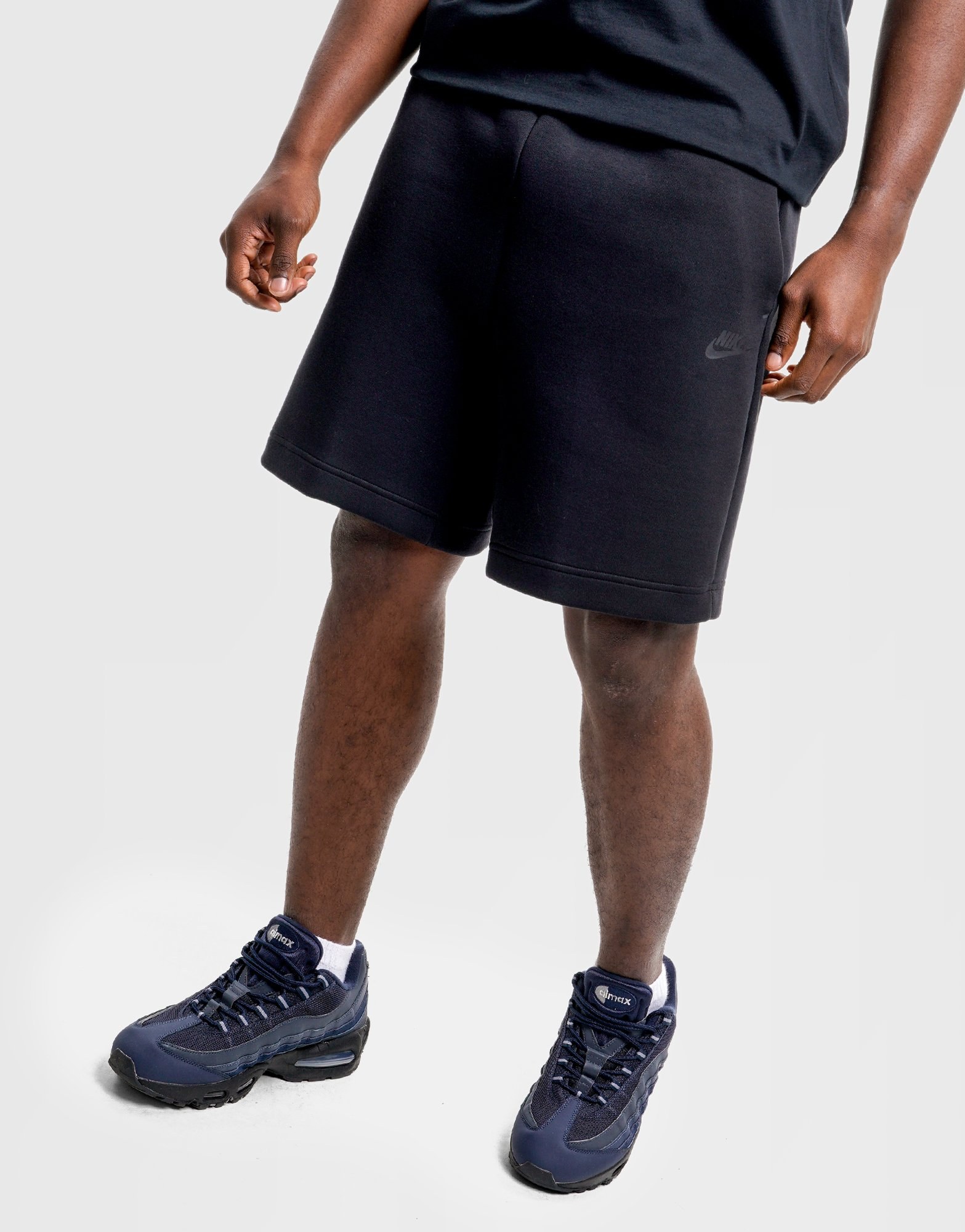 Nike MEN?S FLEECE SHORTS
