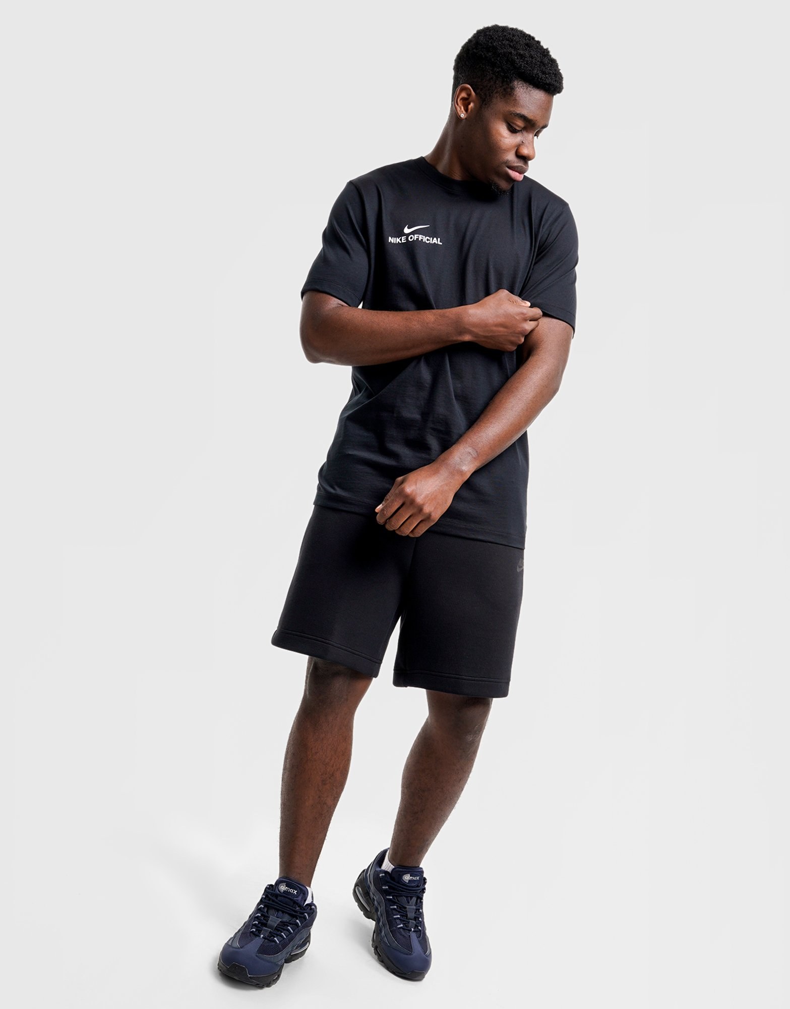 Nike MEN?S FLEECE SHORTS