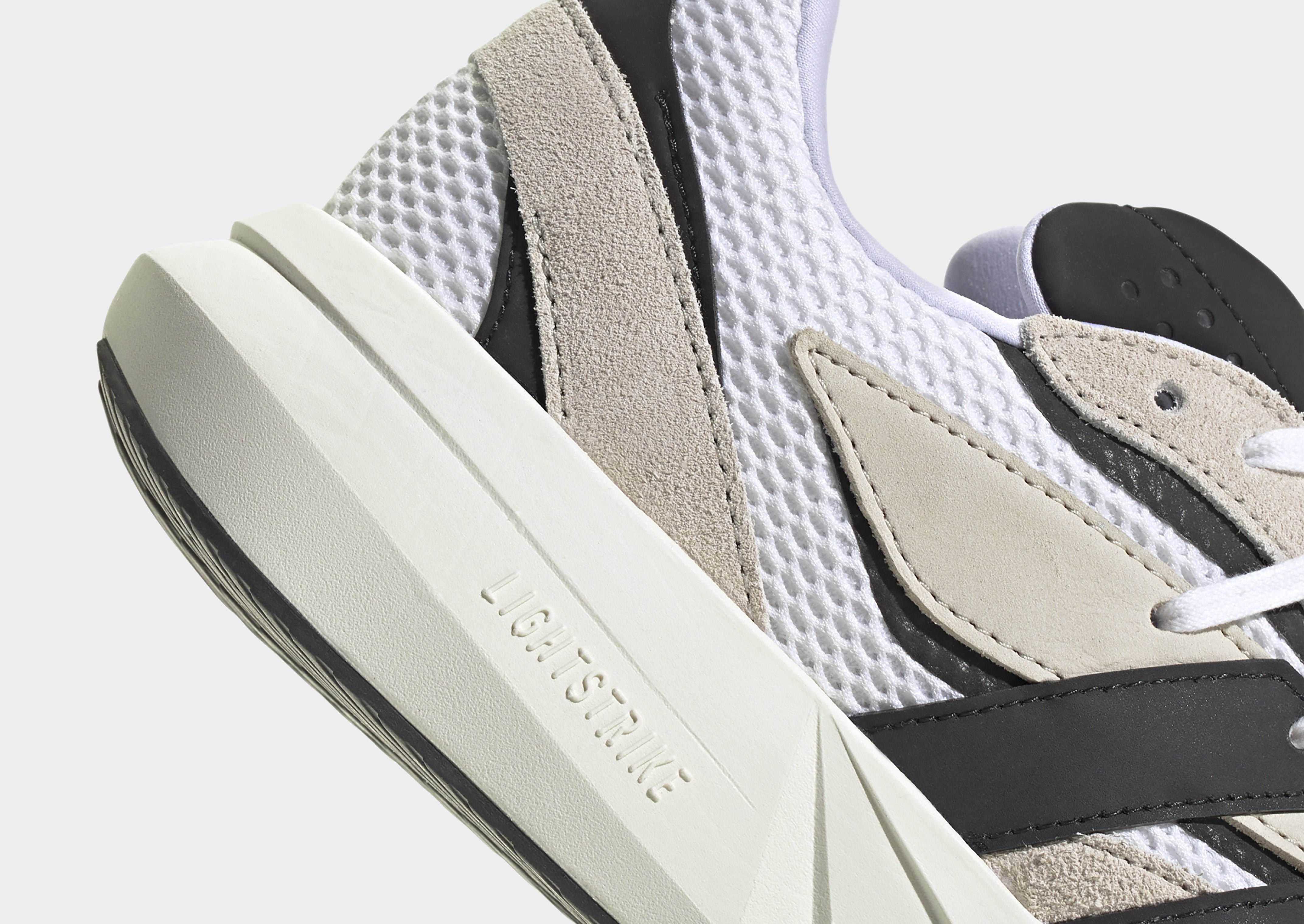 adidas Lightblaze Schuh
