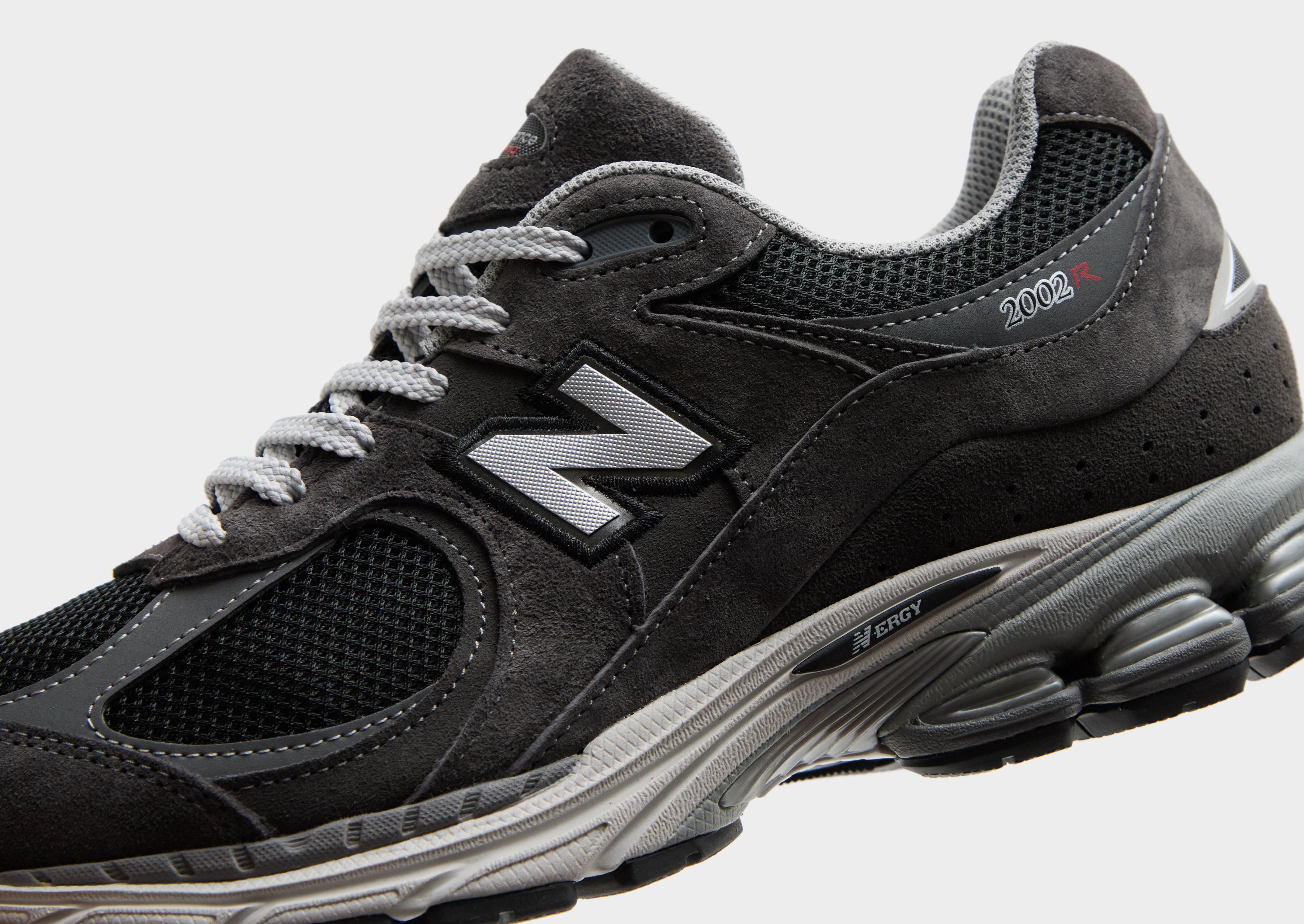 New Balance 2002R