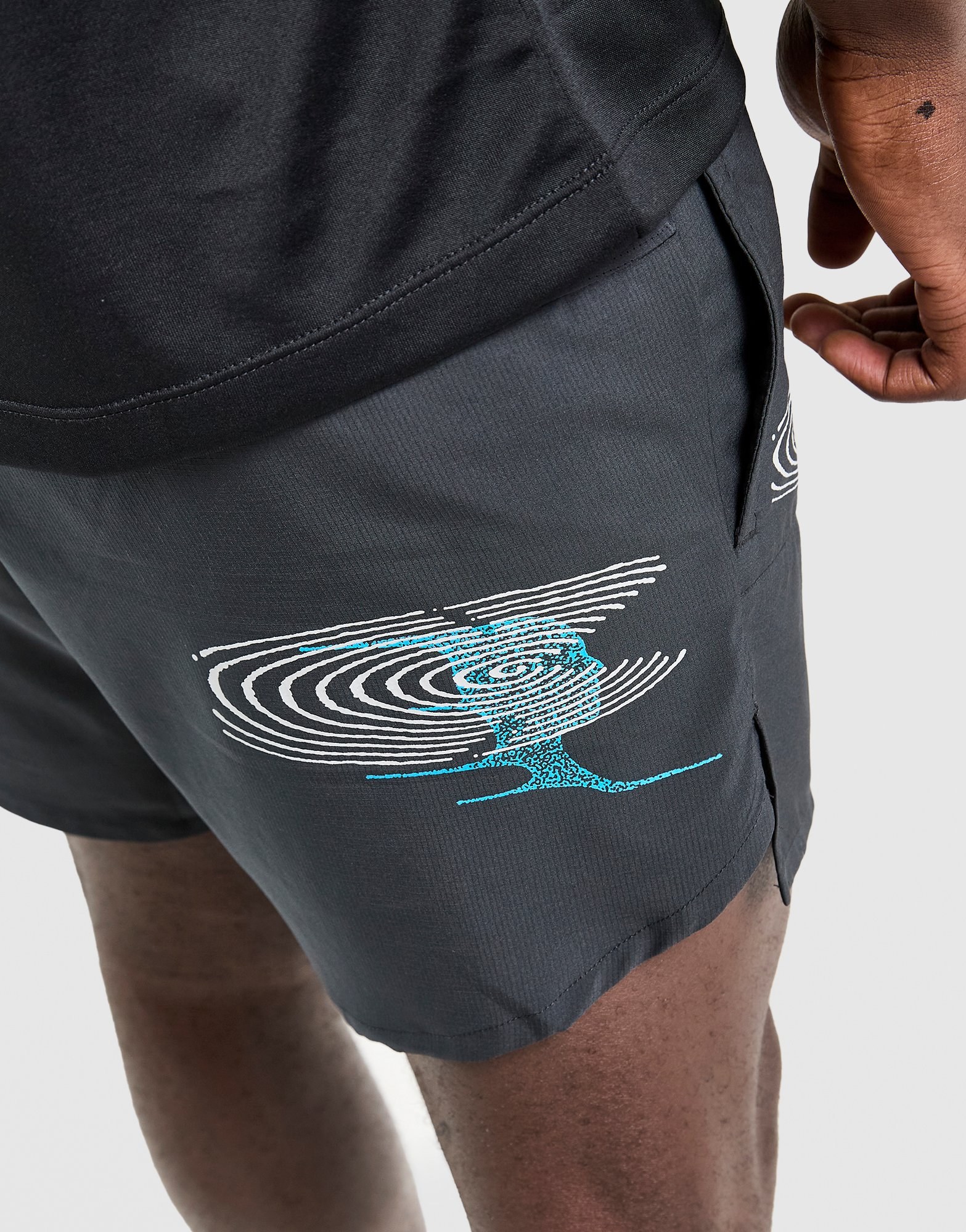 Nike Stride Graphic Shorts