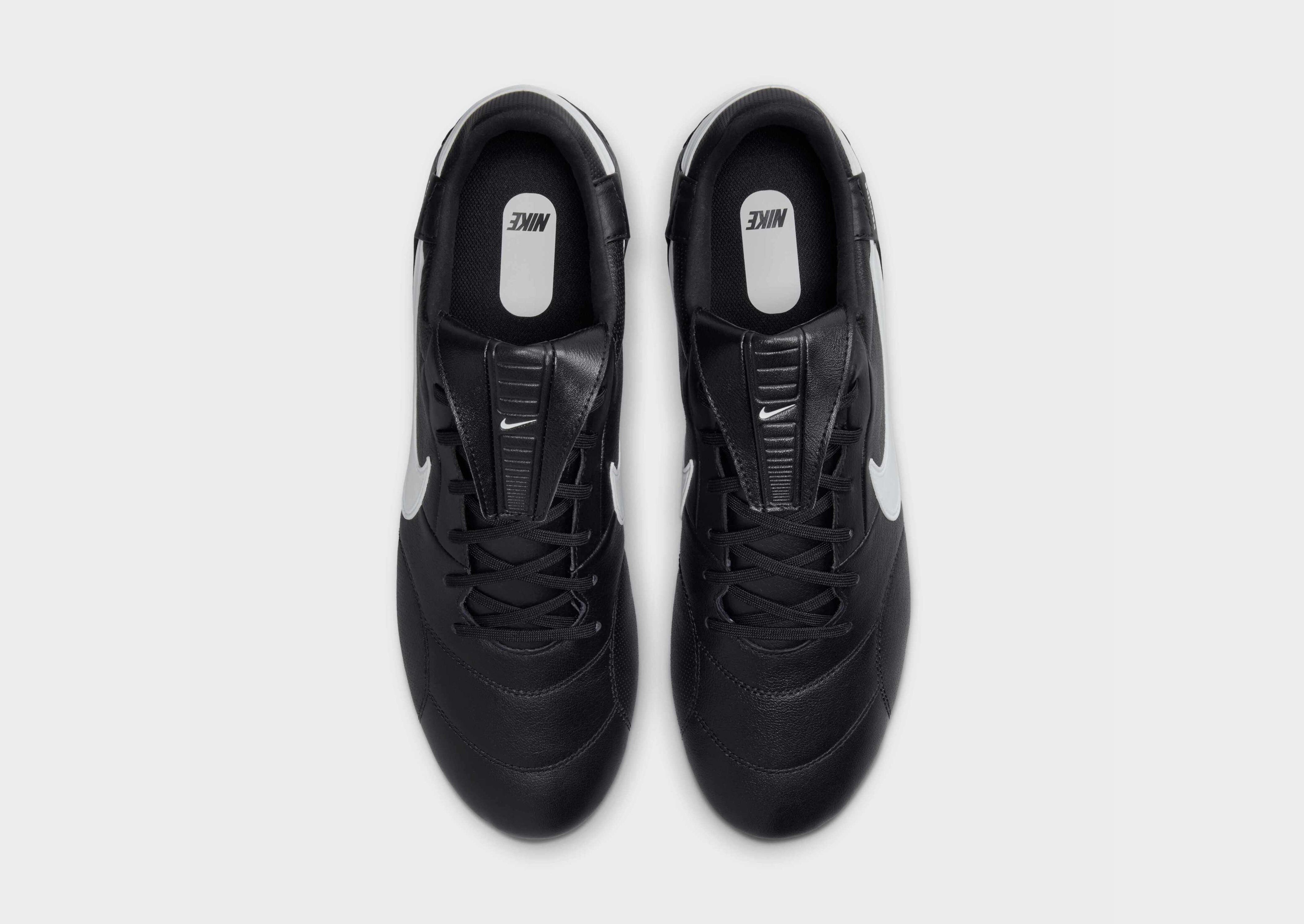 Nike FIRM-GROUND LOW-TOP