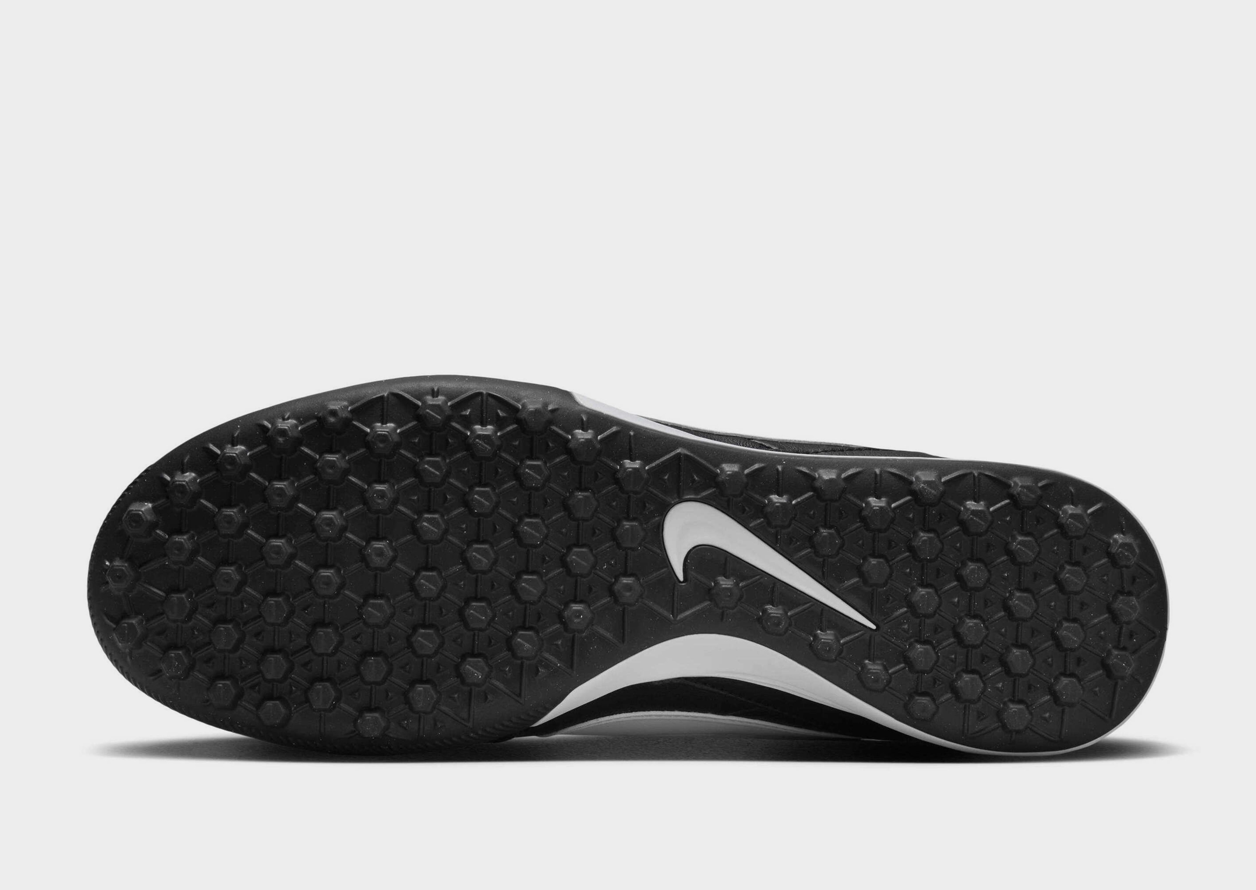 Nike TURF LOW-TOP FOOTBALL