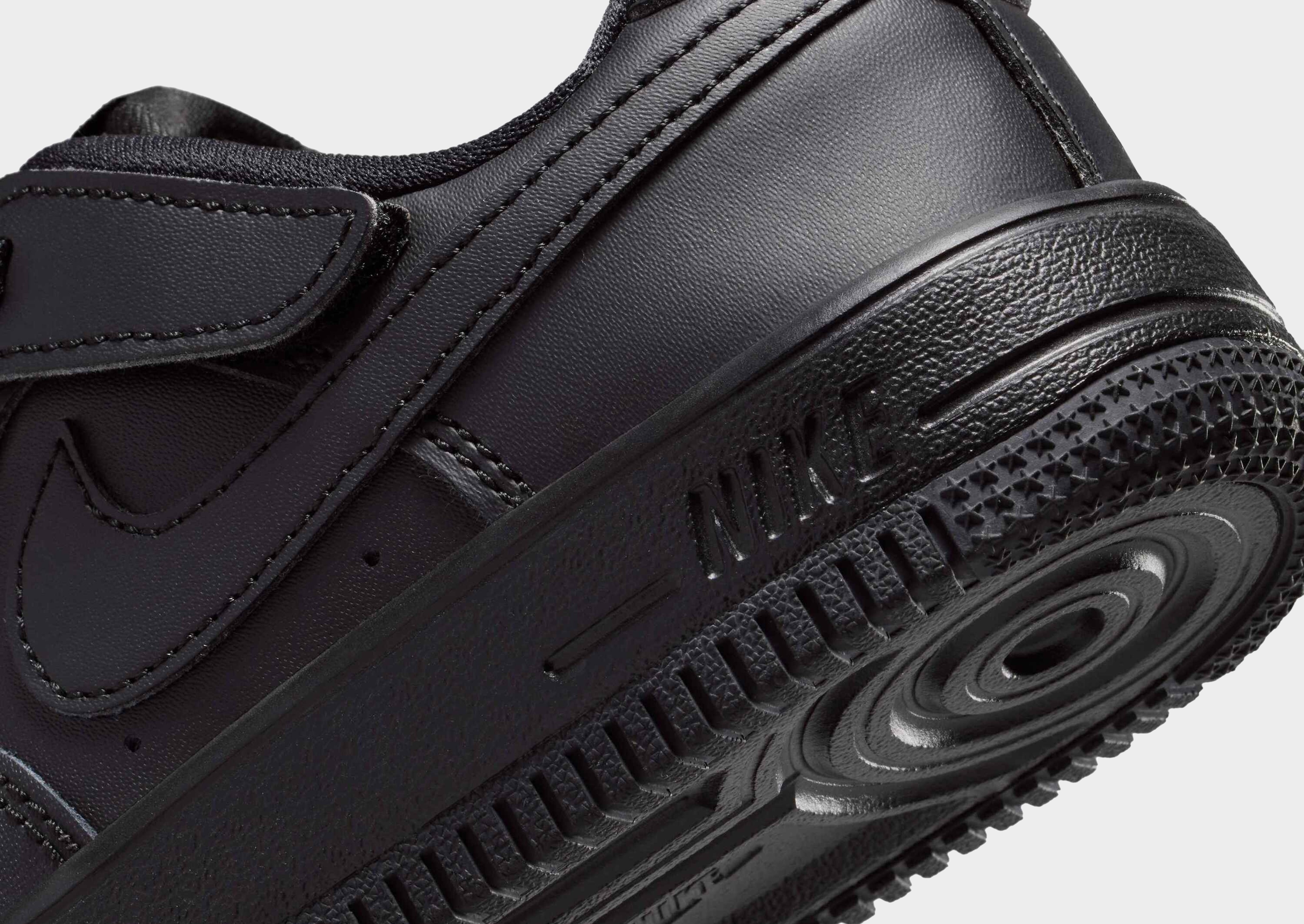 Nike YOUNGER KIDS' SHOES