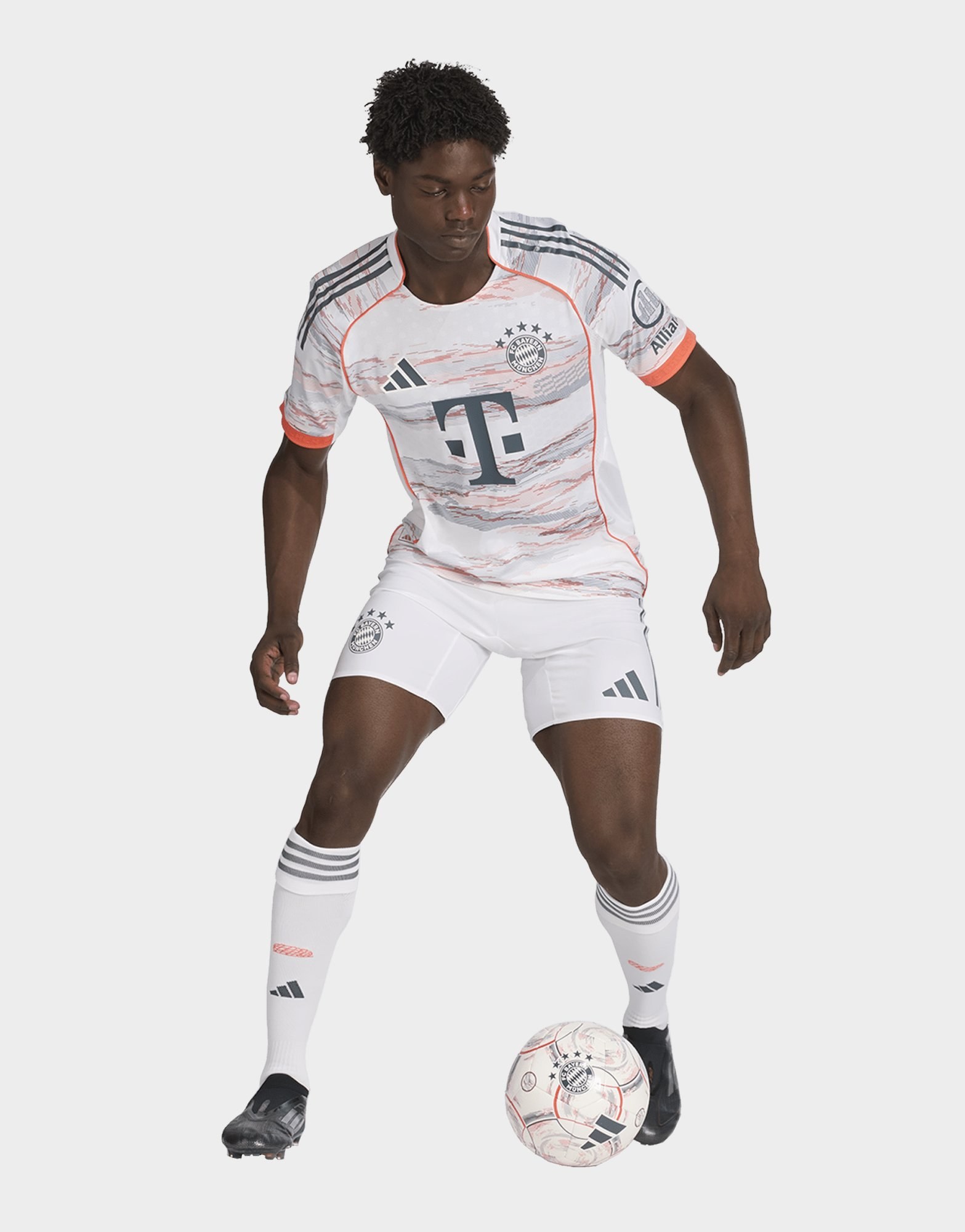 adidas Fc Bayern München 25/26 Auswärtstrikot Authentic