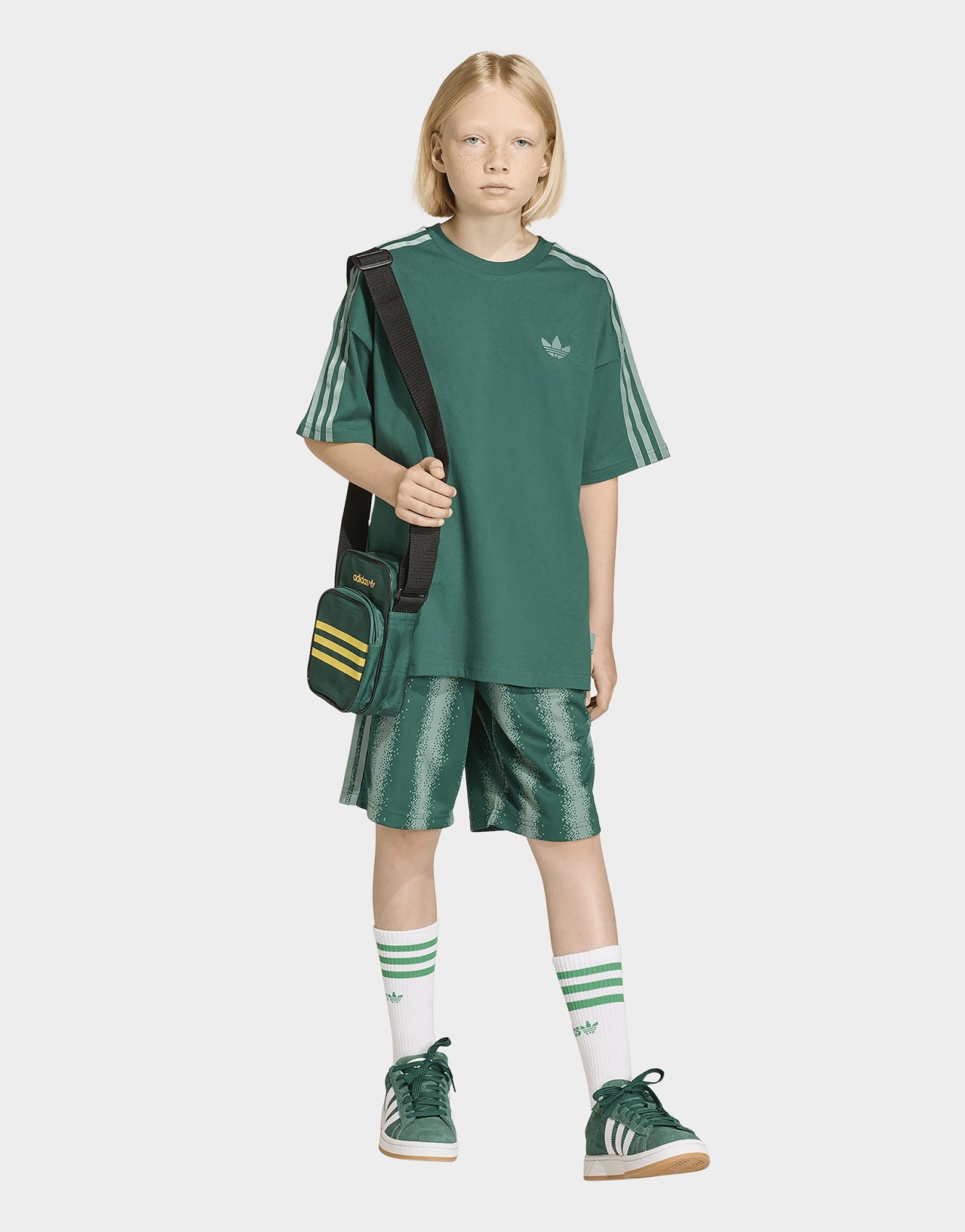 adidas MINECRAFT OVERSIZED KNEE LENGTH SHORTS