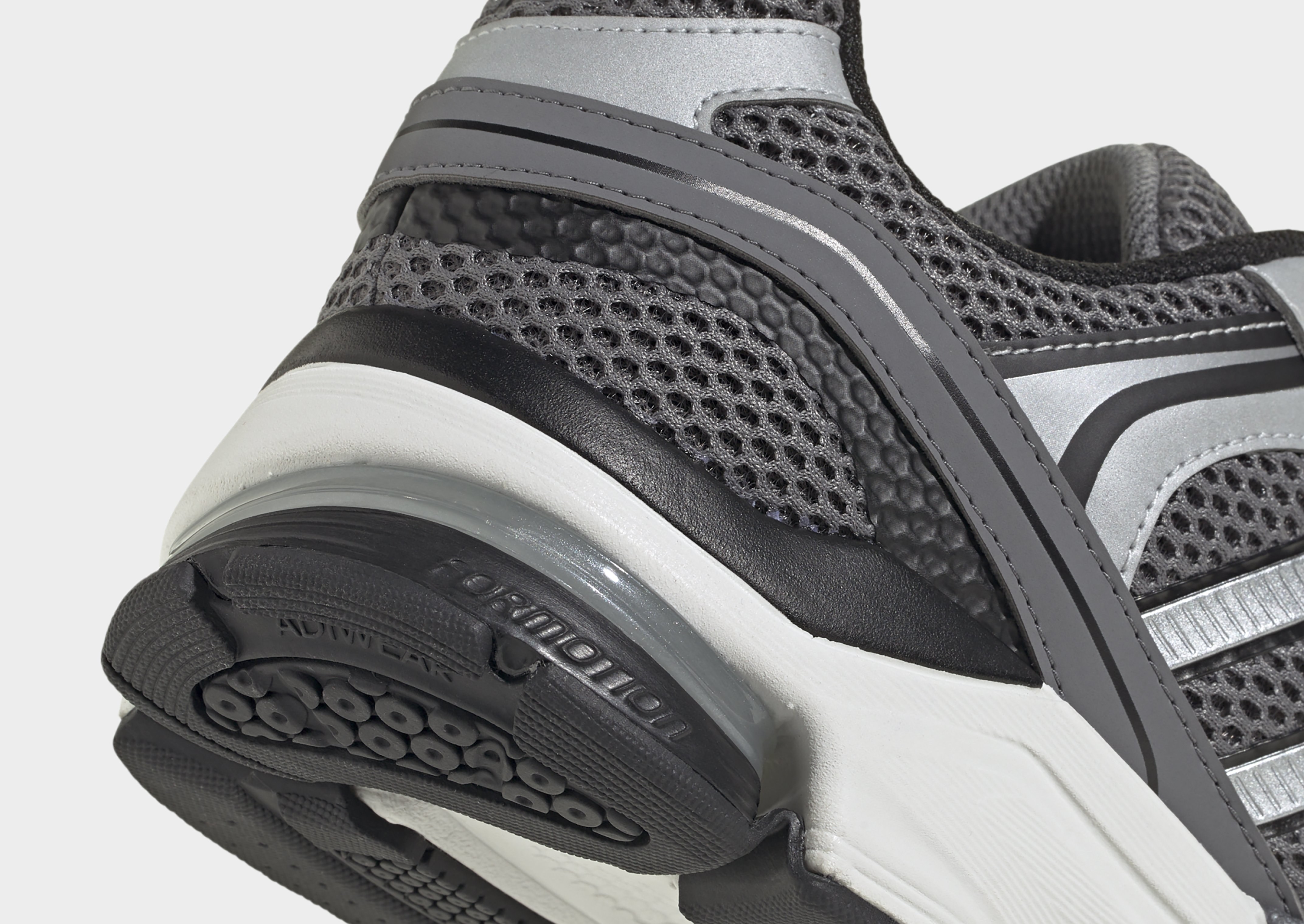 adidas Spiritain 2000 Turnschuh