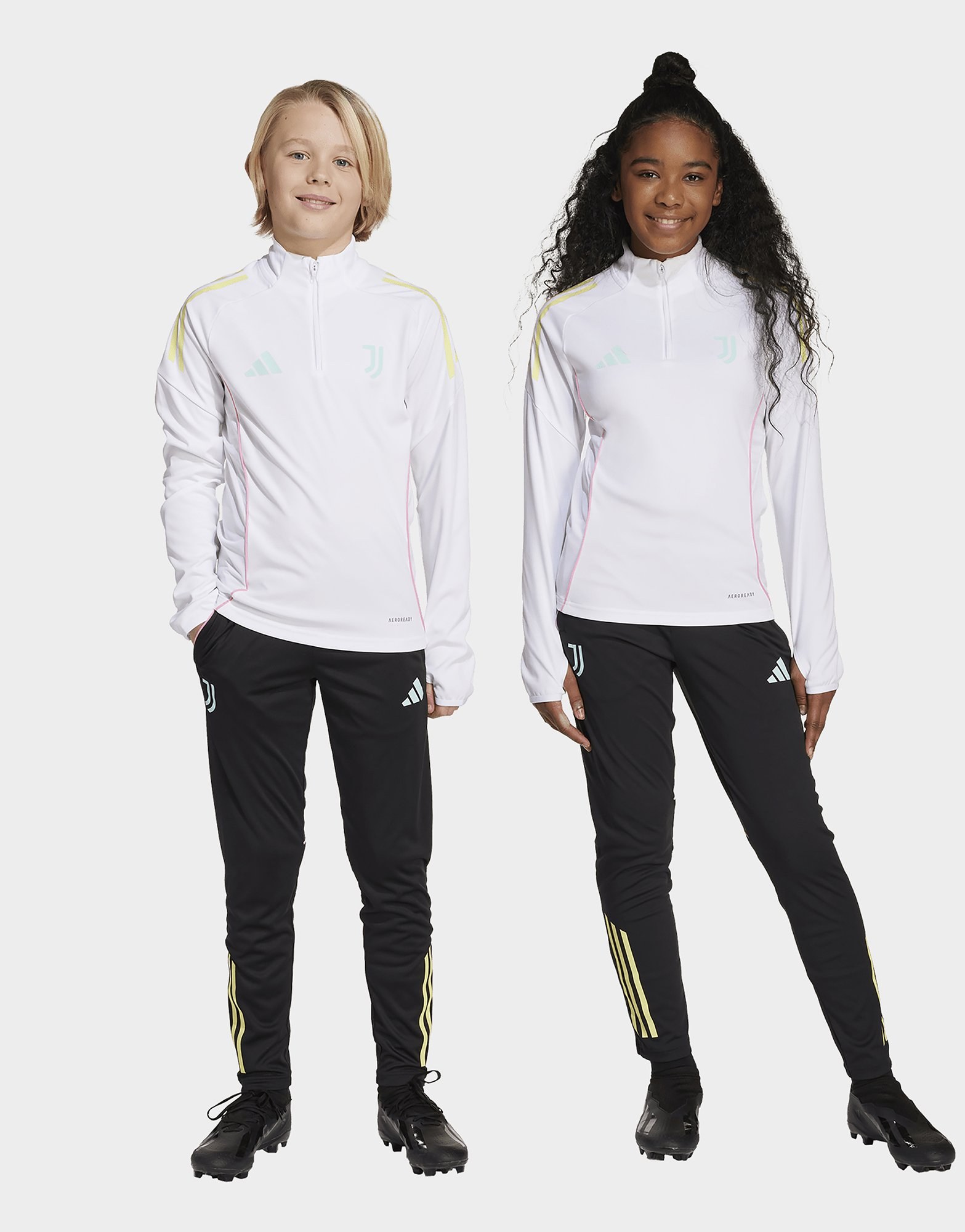 adidas Juventus Turin Tiro 25 Competition Kids Trainingshose