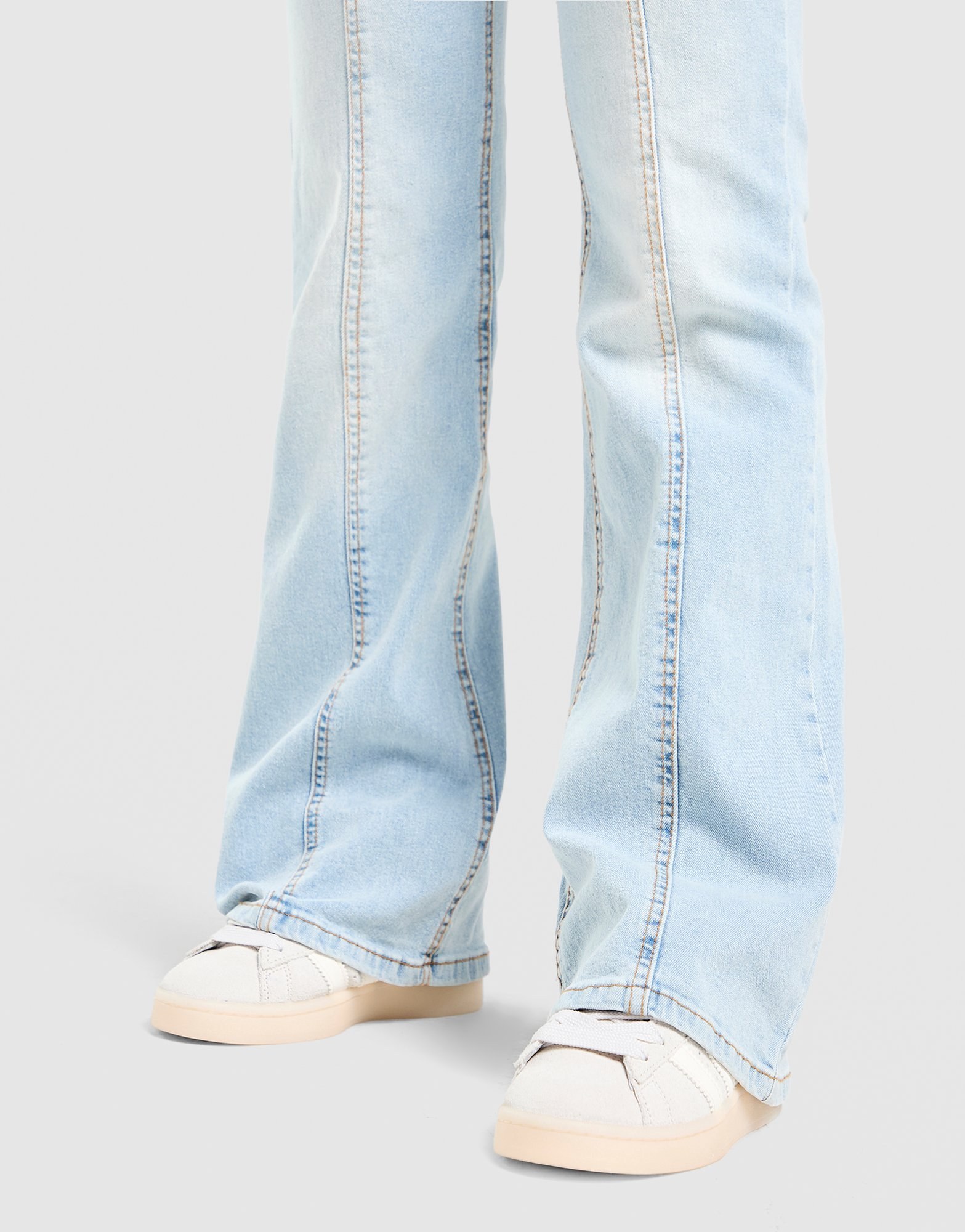 JUICY COUTURE Diamante Cross Jeans