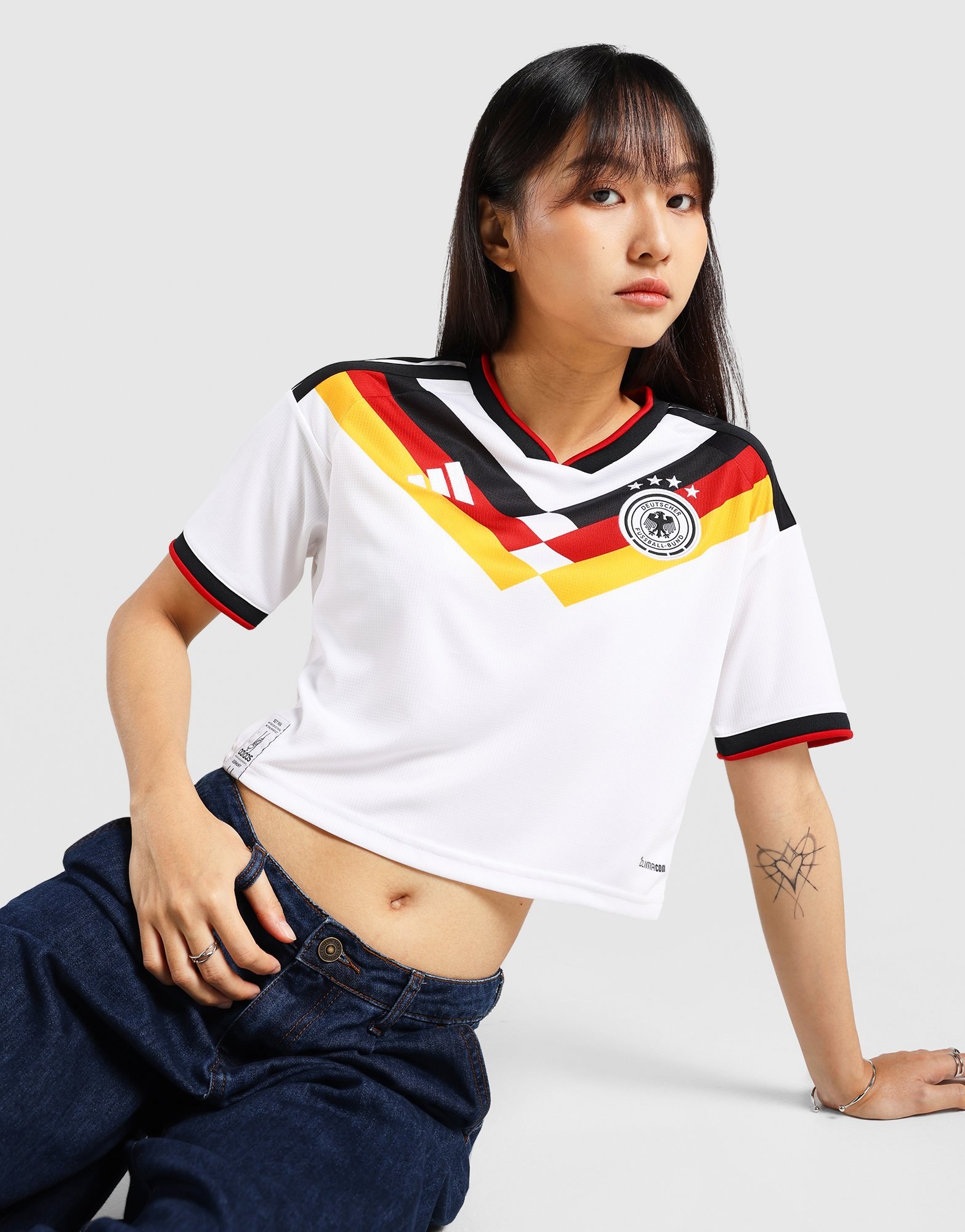 adidas Deutschland 26 Heimtrikot, Kürzer Geschnitten