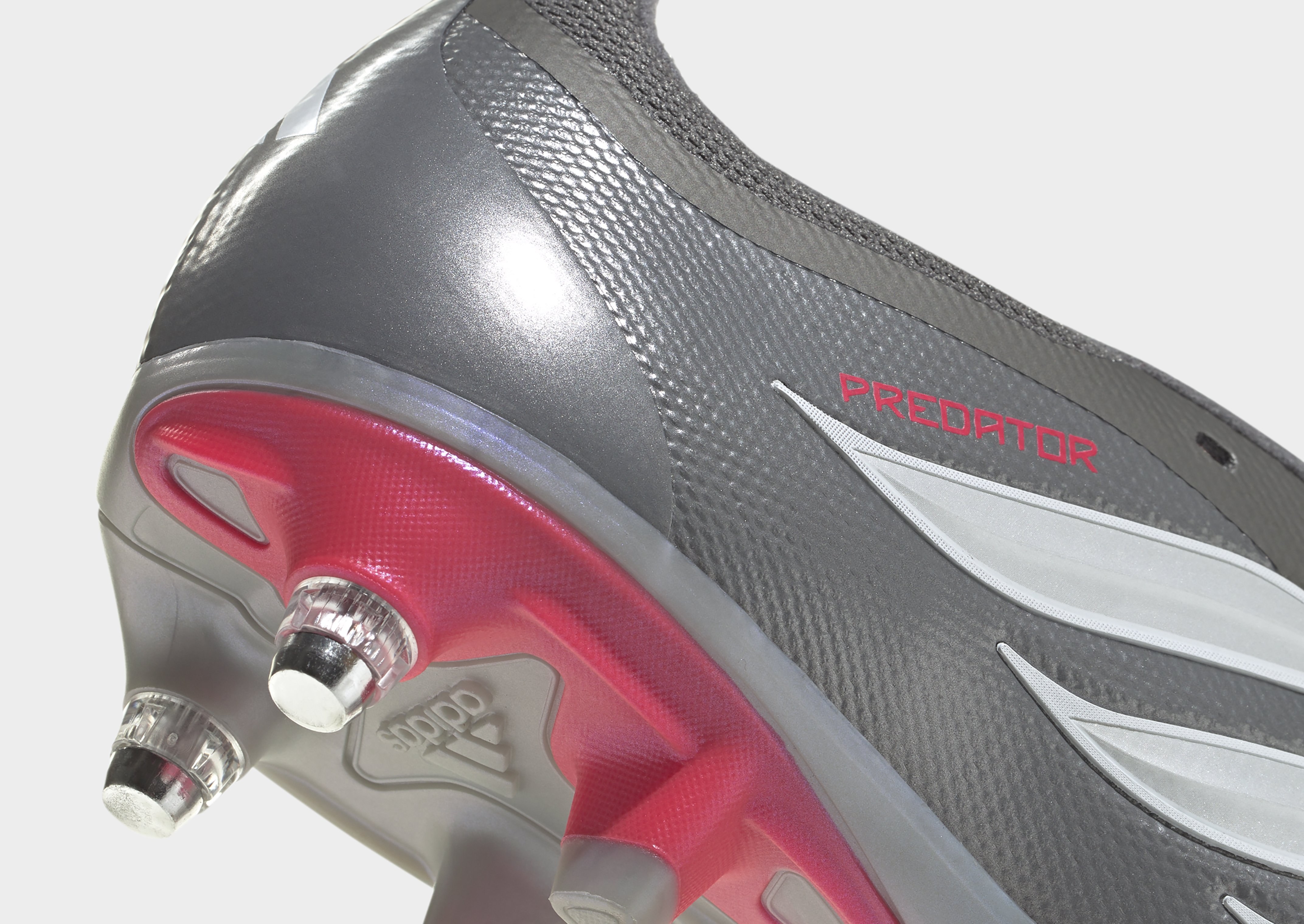 adidas Predator League Fußballschuh, Weiche Böden, Umschlagbare Zunge