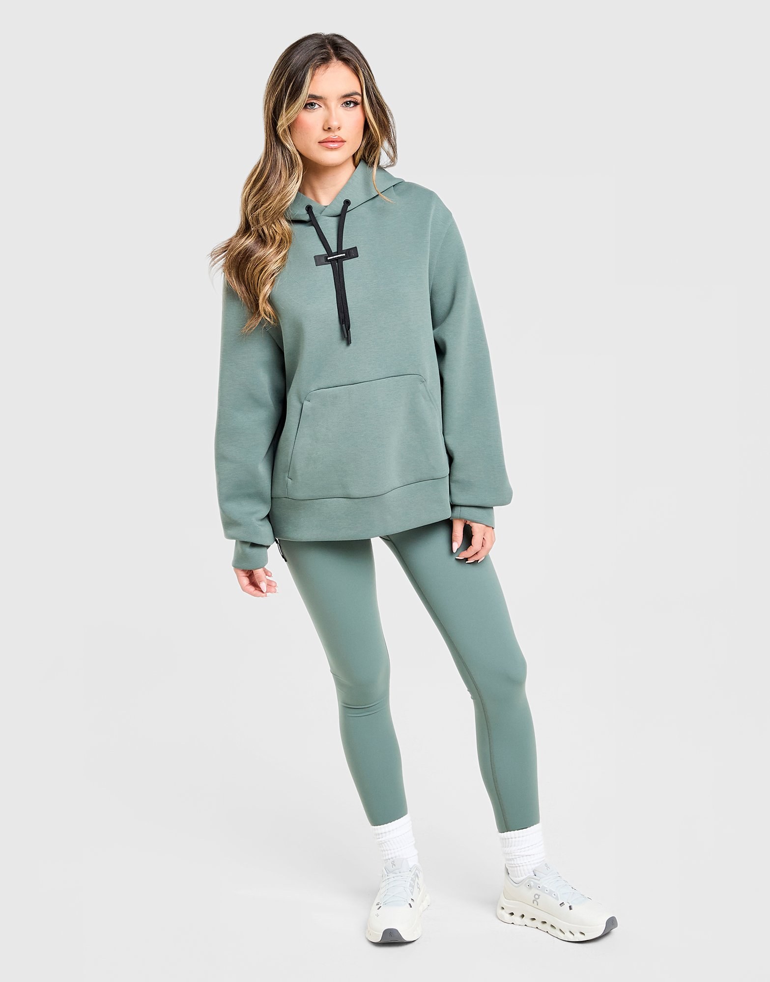 On Running Tech Overhead Hoodie Damen
