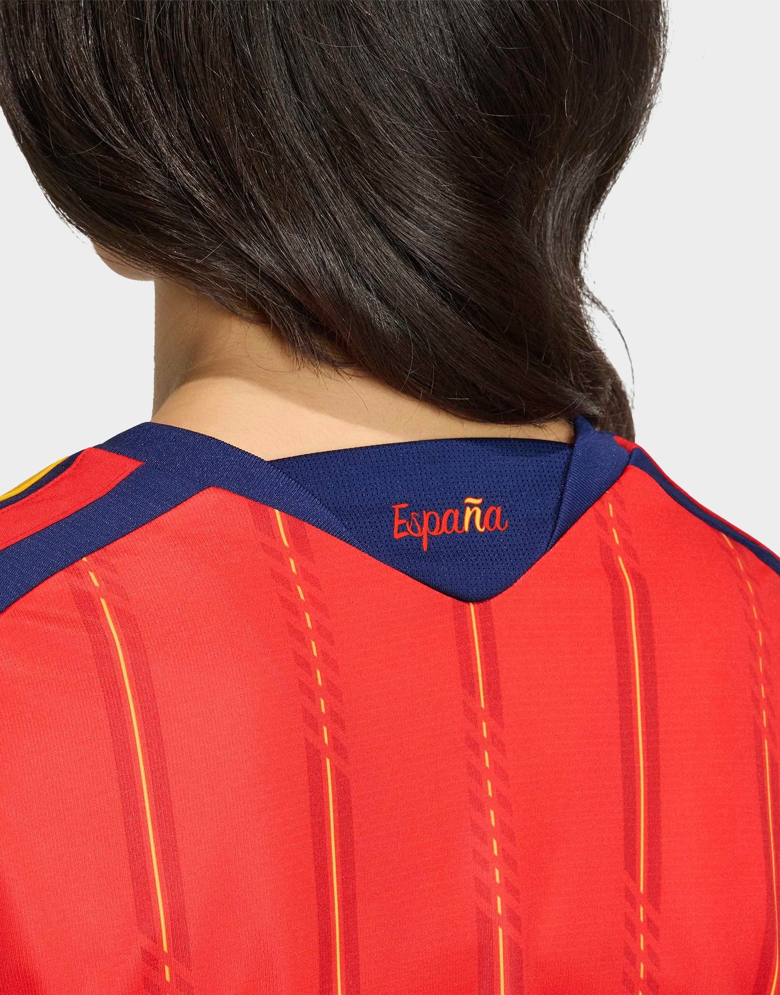 adidas Spanien 26 Heimtrikot, Kürzer Geschnitten