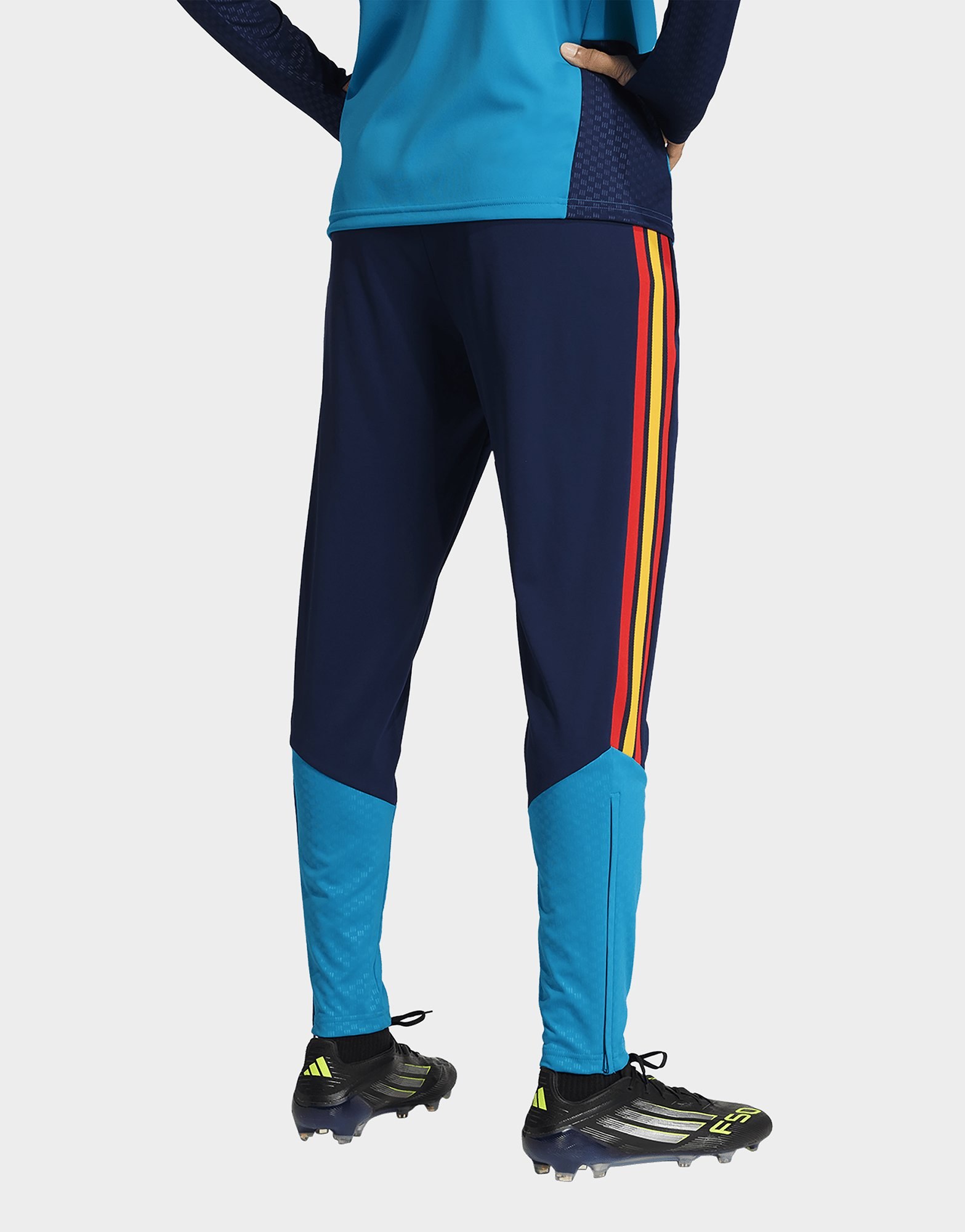 adidas Spanien 26 Tiro Trainingshose