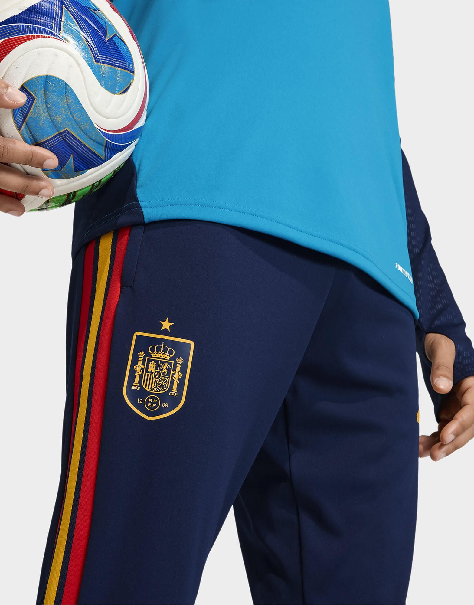 adidas Spanien 26 Tiro Trainingshose