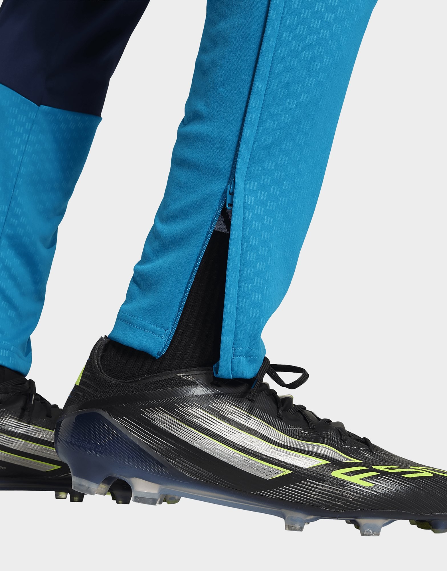 adidas Spanien 26 Tiro Trainingshose